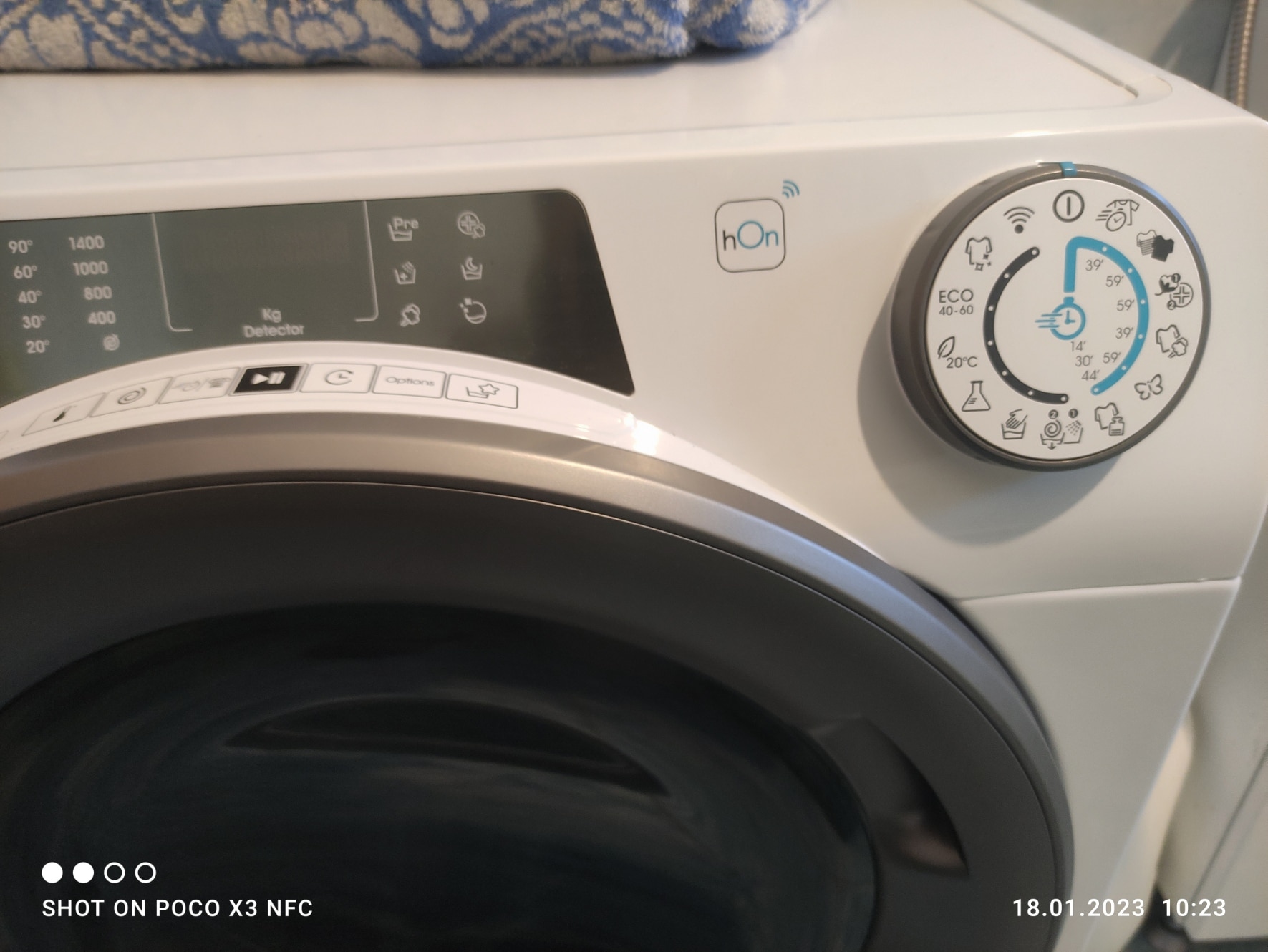Masina de spalat rufe Candy Rapido Pro RP 486BWMR/1-S, 8 kg, 1400 RPM, Clasa A, Motor Inverter, Quick&Clean Technology, Steam Hygiene+, WiFi, Easy Iron+, Alb