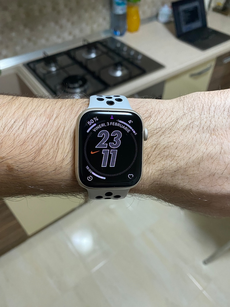 Apple Watch Nike 7, GPS, Carcasa Midnight Aluminium 41mm, Anthracite/Black Nike Sport Band - eMAG.ro Apple Watch Nike 7, GPS, Carcasa Midnight Aluminium 41mm, Anthracite/Black Nike Sport Band - eMAG.ro