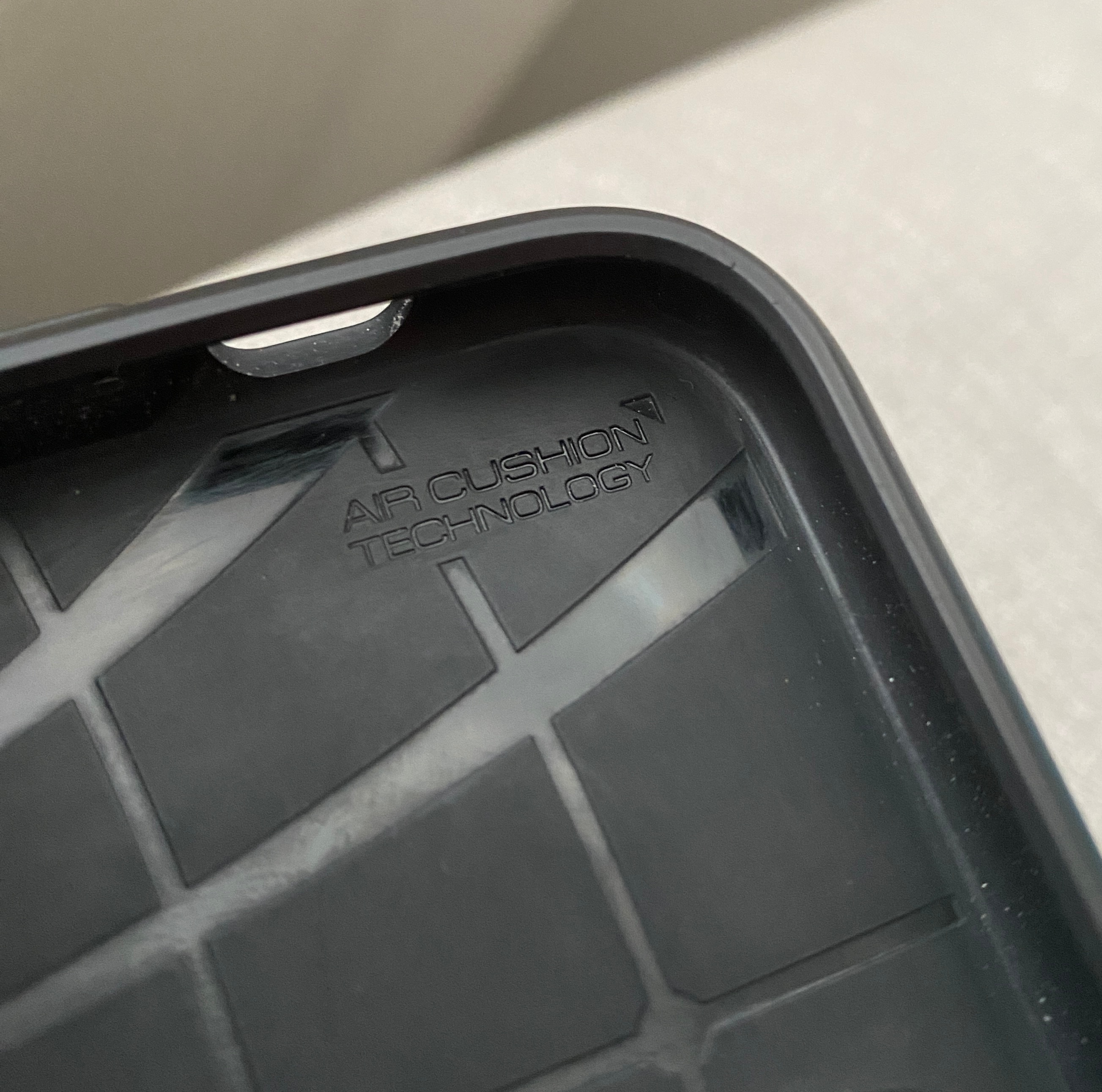 Husa de protectie Spigen Liquid Air compatibil cu Iphone 11 Matte Black