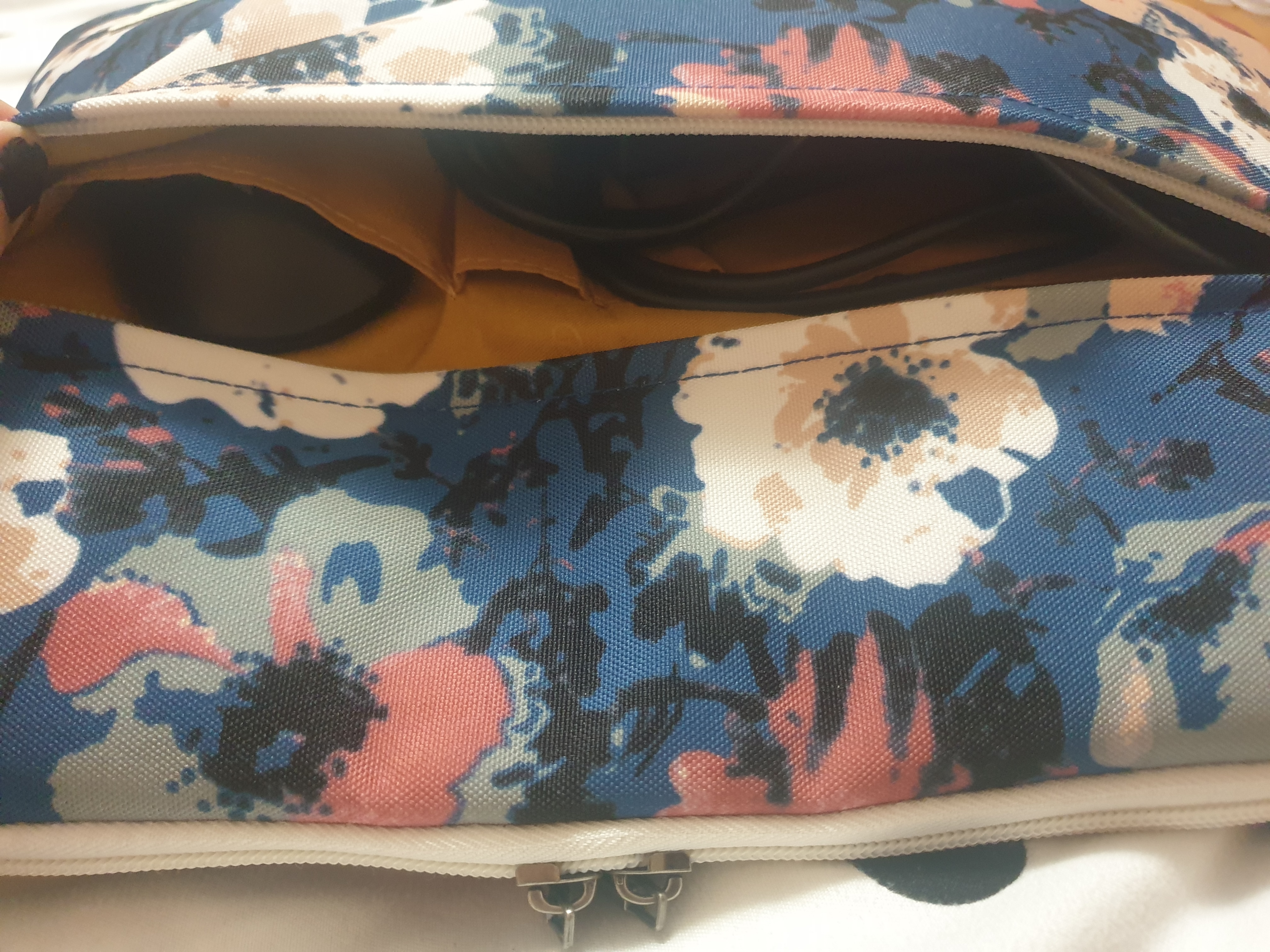 Husa laptop Canvaslife Sleeve 13/14 inch Blue Camellia
