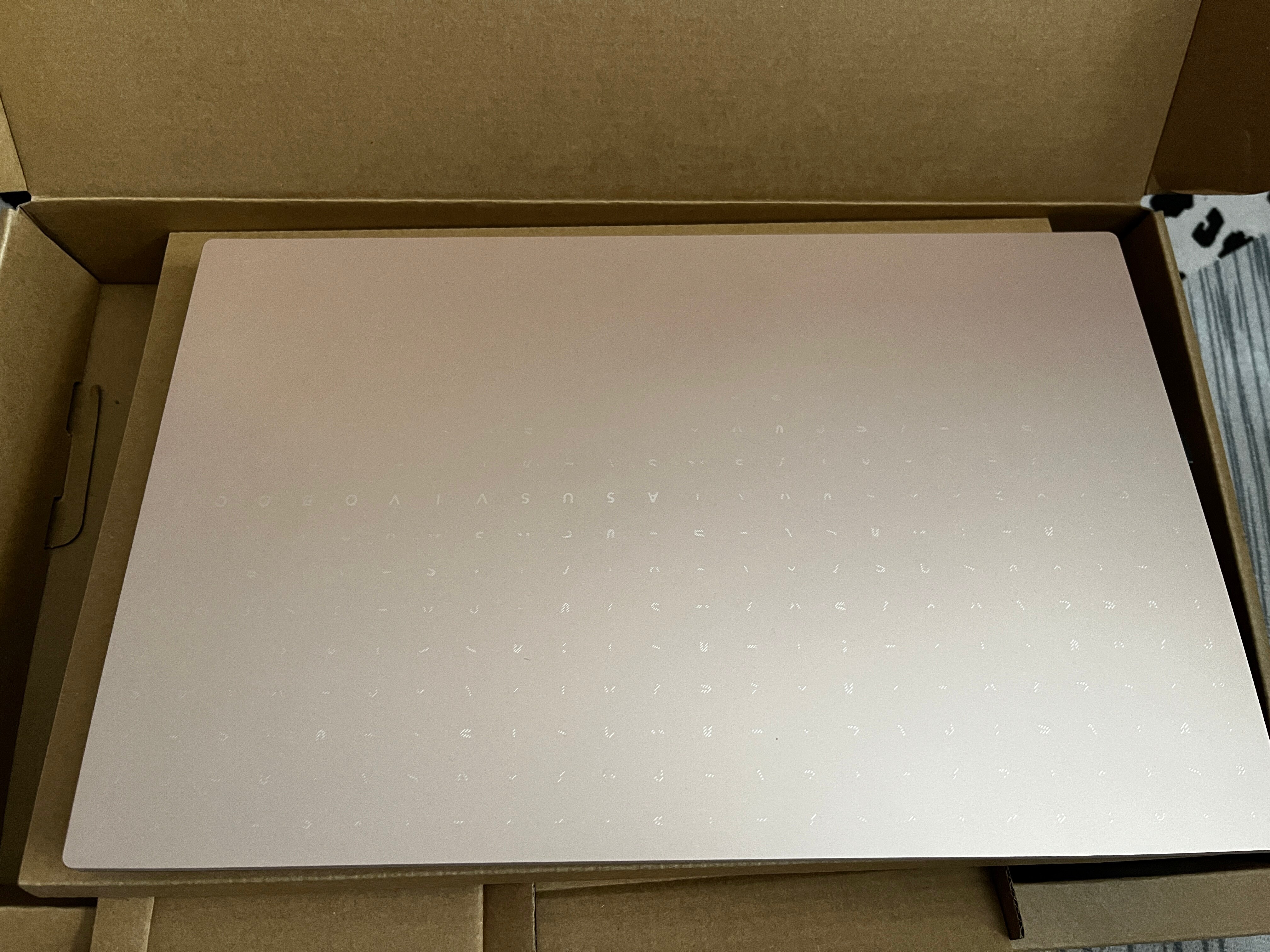 Laptop ASUS VivoBook 15 X1502ZA cu procesor Intel® Core™ i3-1220P pana la 4.40 GHz, 15.6'', Full HD, IPS, 8GB, 512GB SSD, Intel® UHD Graphics, No OS, Quiet Blue