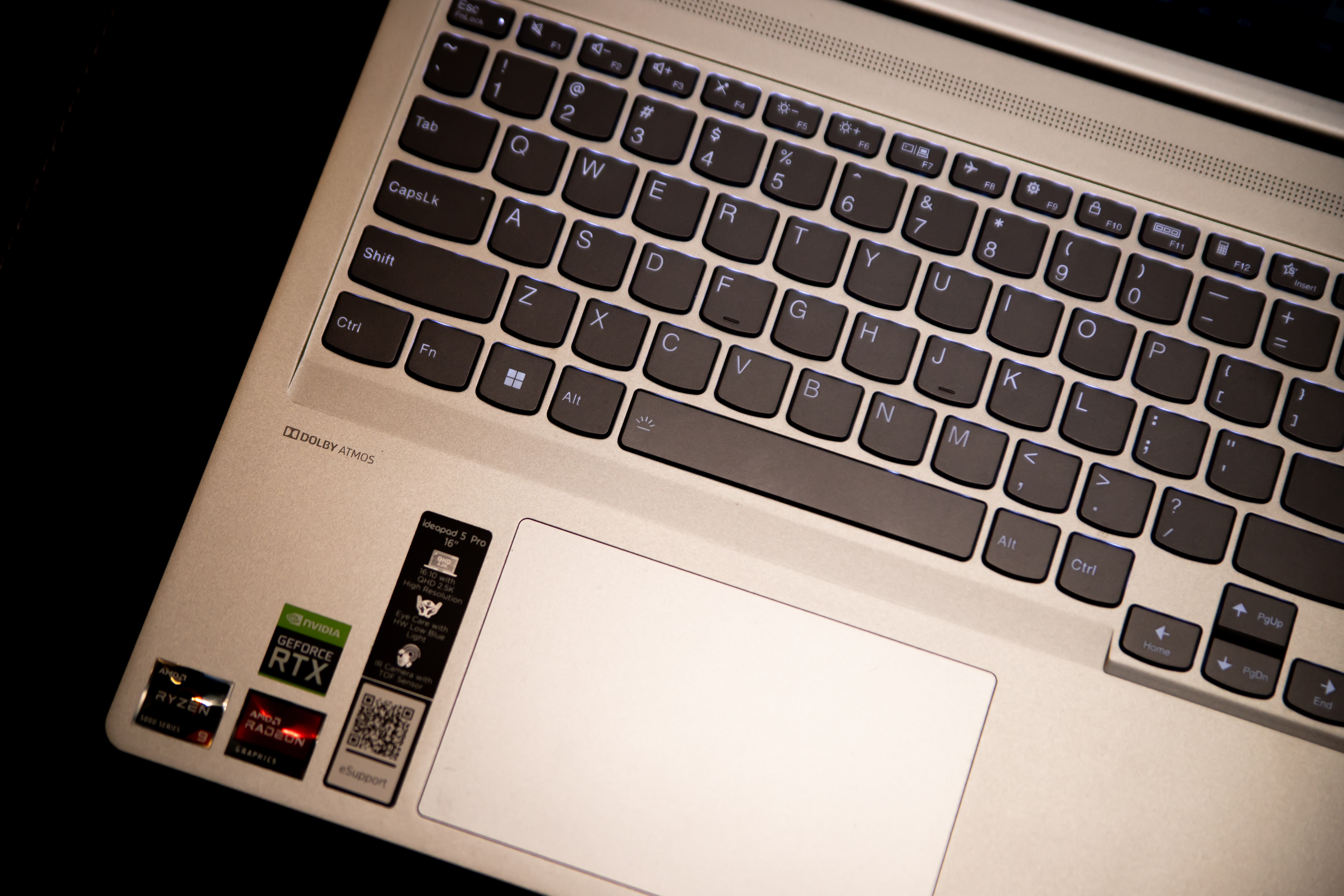 Laptop Lenovo IdeaPad 5 Pro 16ACH6 cu procesor AMD Ryzen™ 9 5900HX pana la 4.60 GHz, 16", 2.5K, IPS, 32GB, 1TB SSD, NVIDIA GeForce RTX 3050 4GB GDDR6, No OS, Cloud Grey