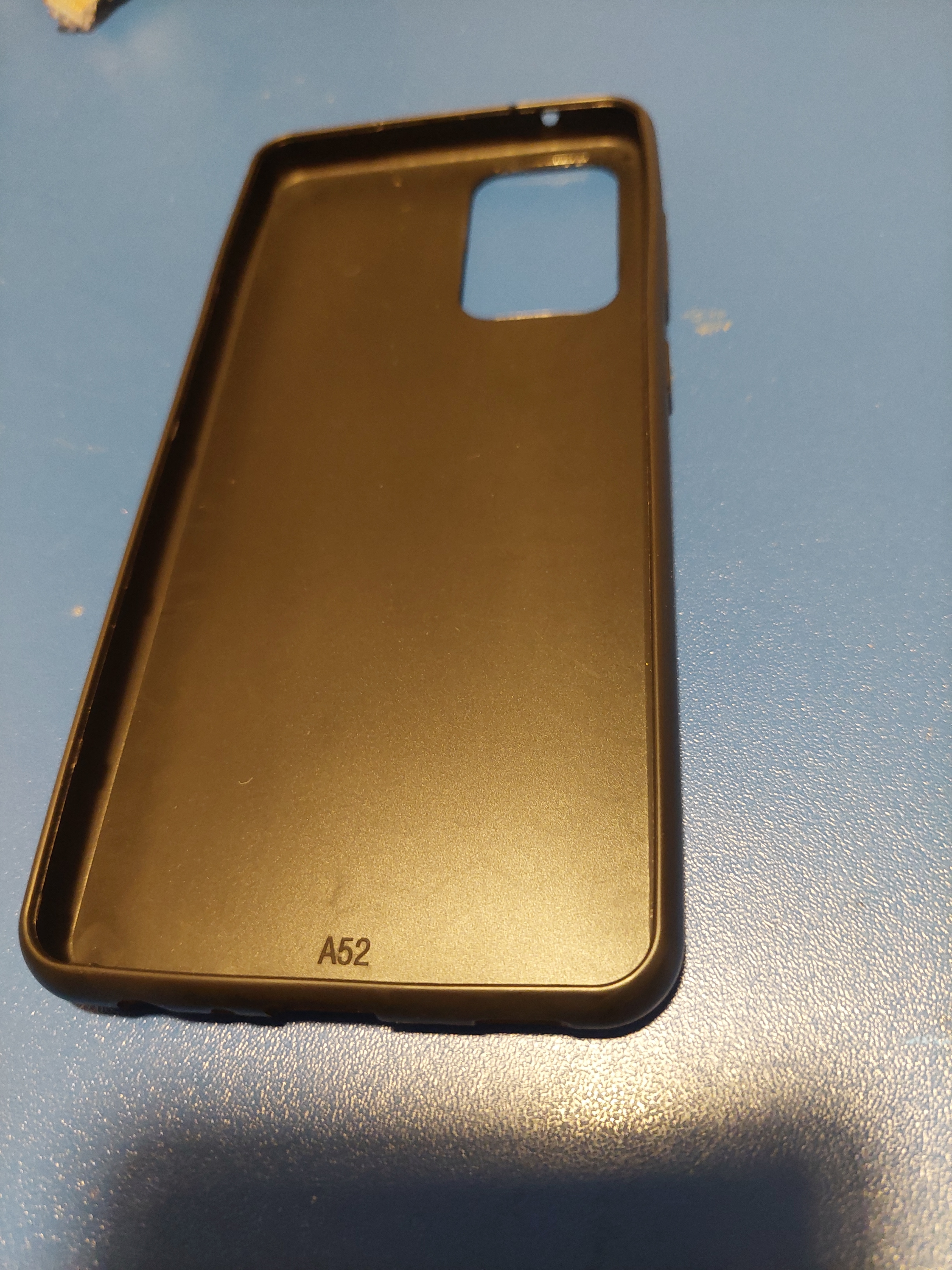 Husa silicon antisoc cu microfibra in interior compatibila cu Samsung Galaxy A52s / A52 5G Mov