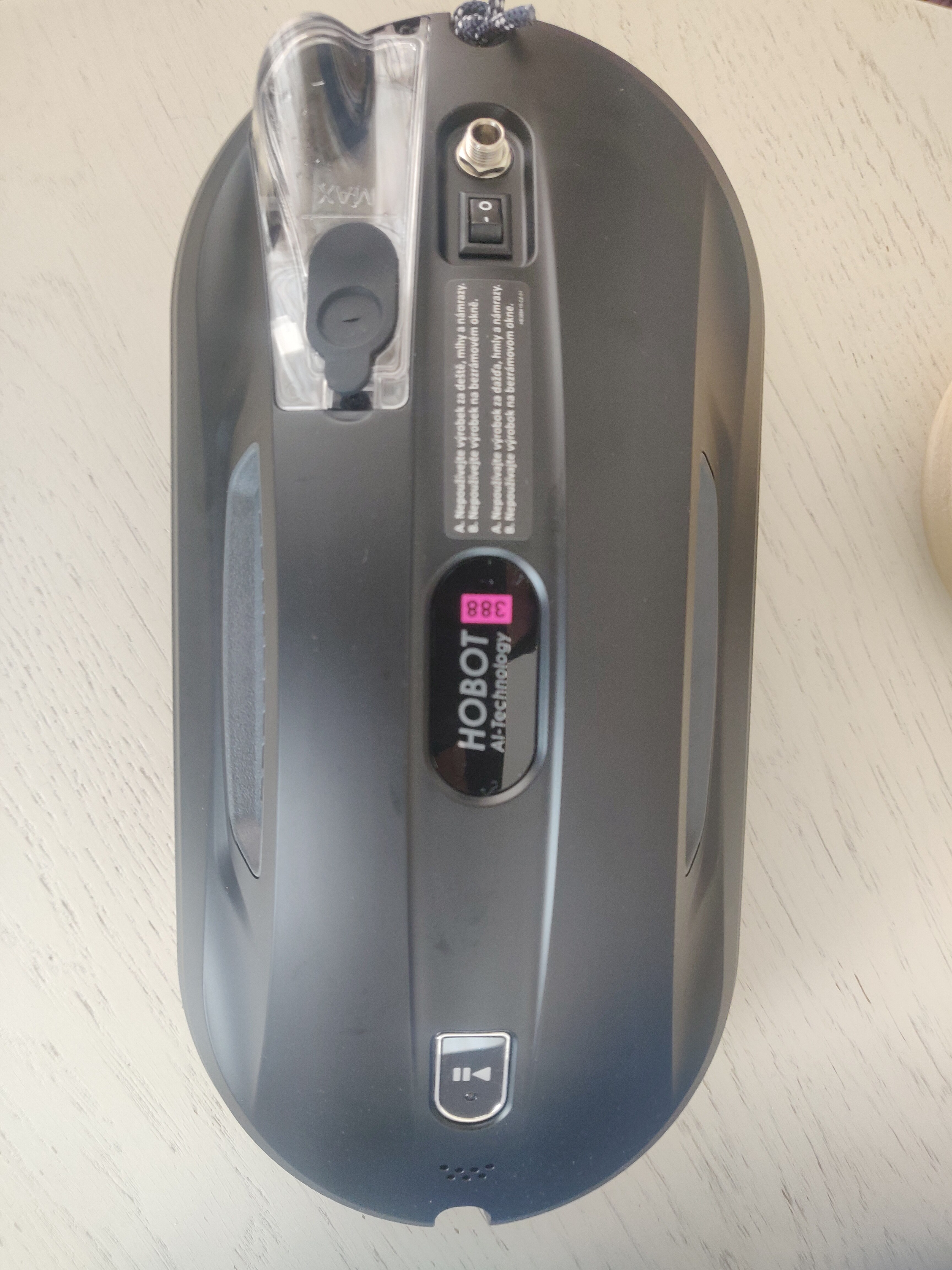 Robot curatare geamuri cu pulverizator HOBOT 388, UPS incorporat