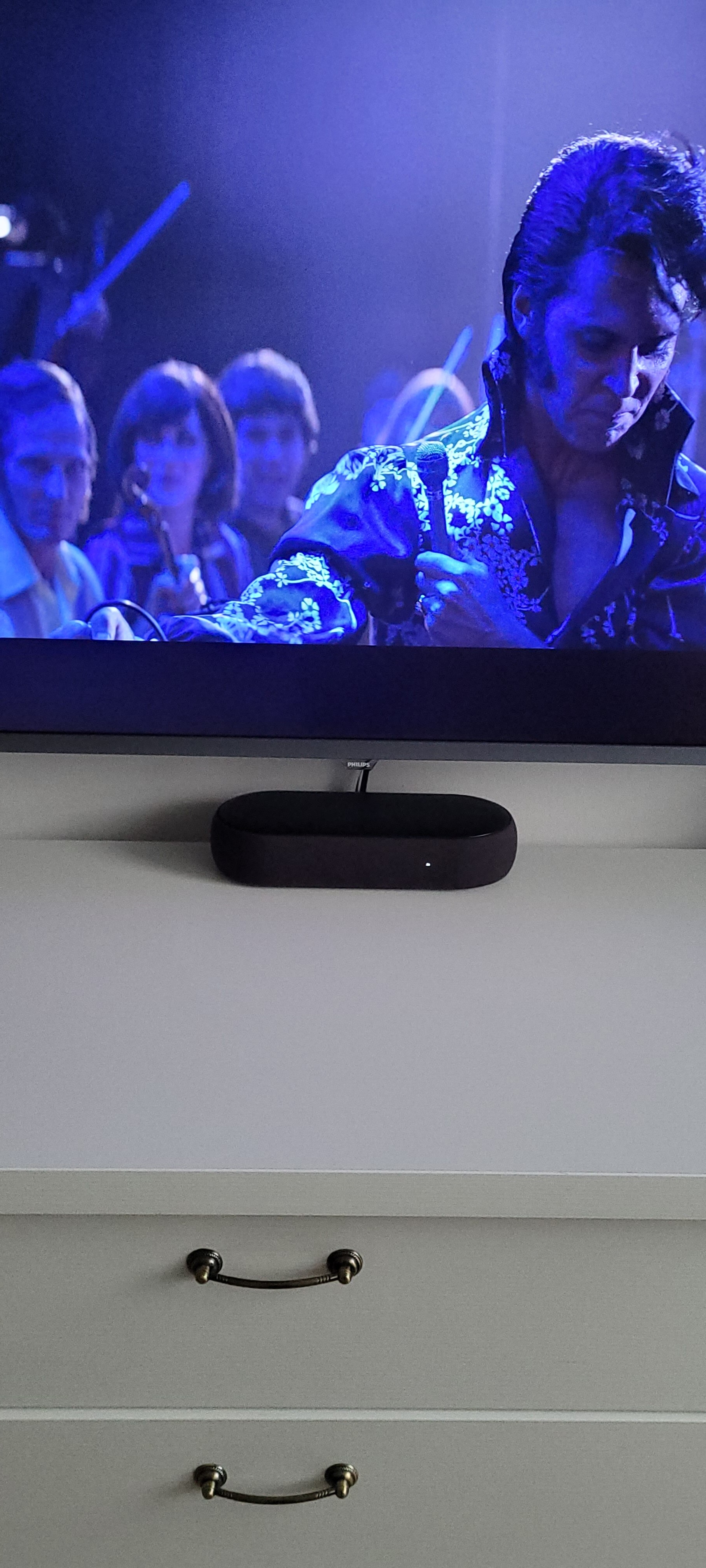 Soundbar LG QP5 Éclair, 3.1.2, 320W,Dolby Atmos, Dolby Vision passthrough, subwoofer wireless low-vibration, eARC, HDMI 2.1, alb