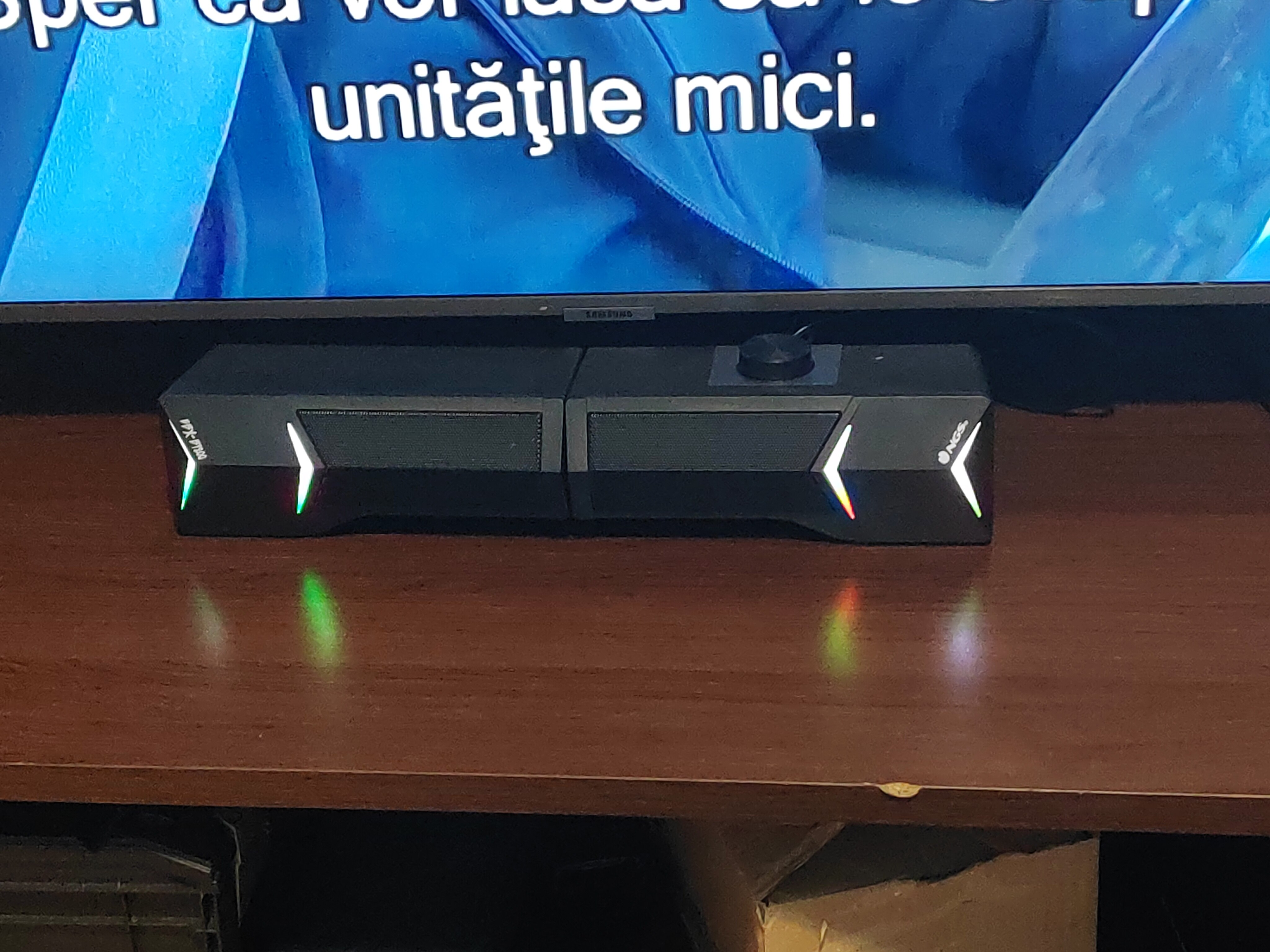 Soundbar 2.0 Gaming NGS GSX-B1200, Bluetooth, boxe detasabile, 12W, lumini RGB