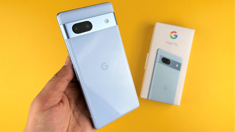 Telefon mobil Google Pixel 7a, Dual SIM, 128GB, 8GB RAM, 5G, Coral