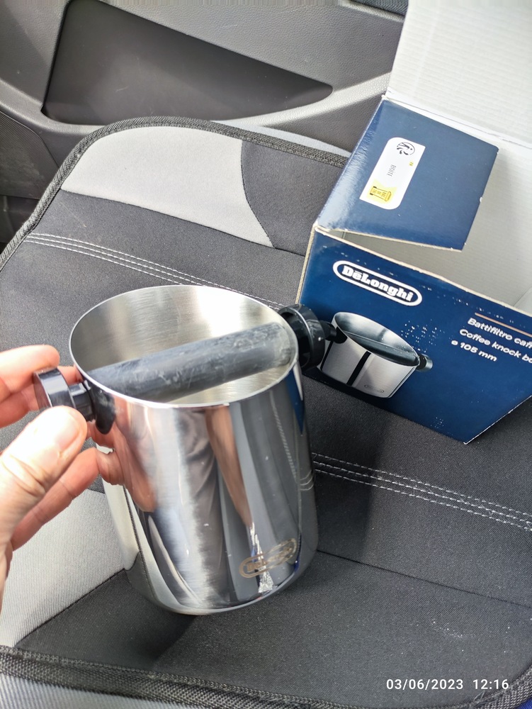 Container pentru zatul de cafea knock box De’Longhi DLSC059, 500g