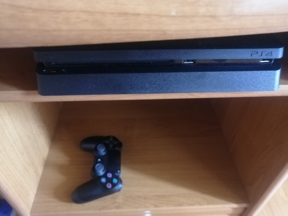 Ps4 slim 500gb sale review