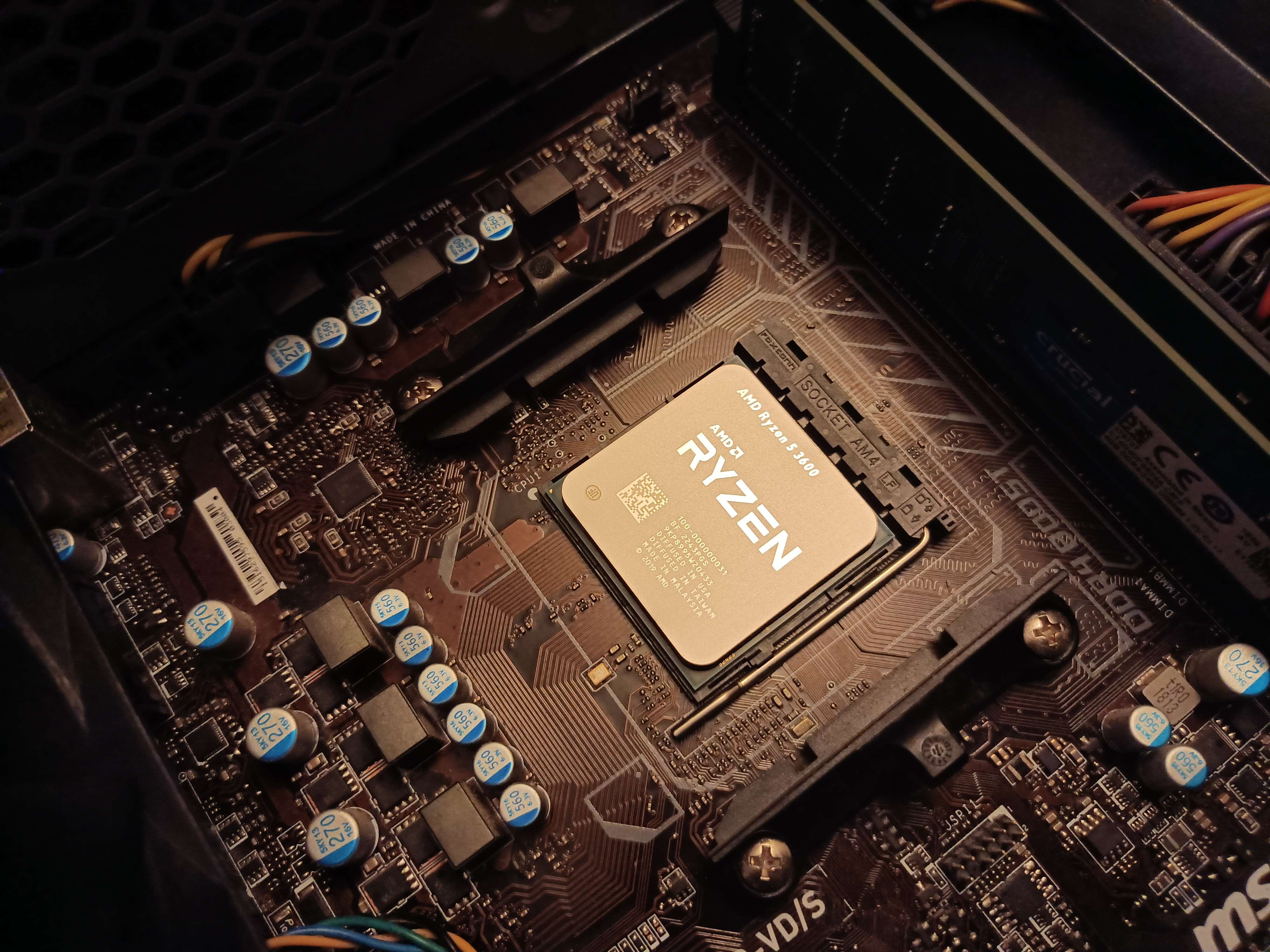 Procesor AMD Ryzen™ 5 3600, 4.2GHz, 36MB, socket AM4, Box, fara