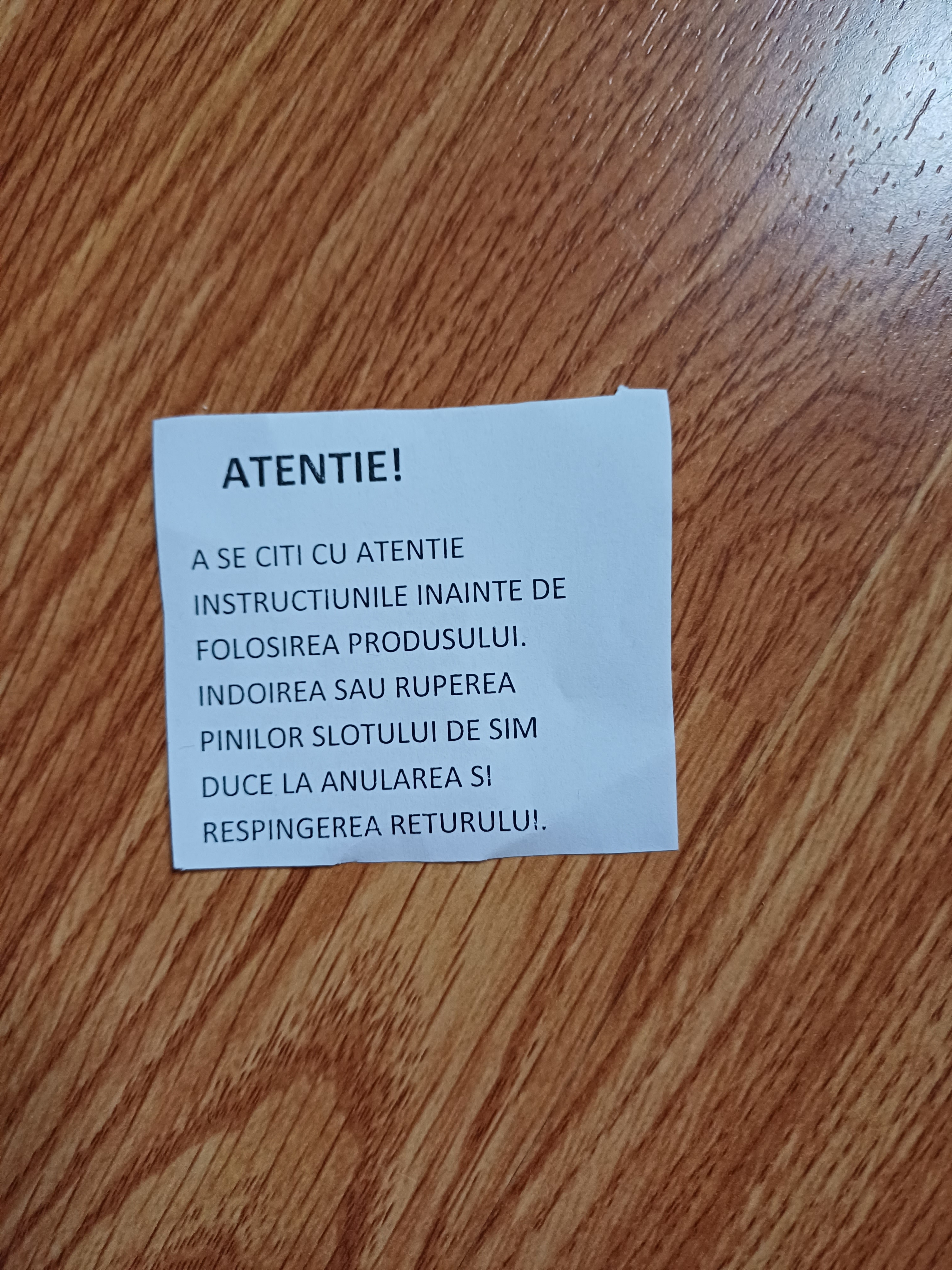 Telefon mobil Panasonic KX-TU155EXRN, Independent de card, Rosu