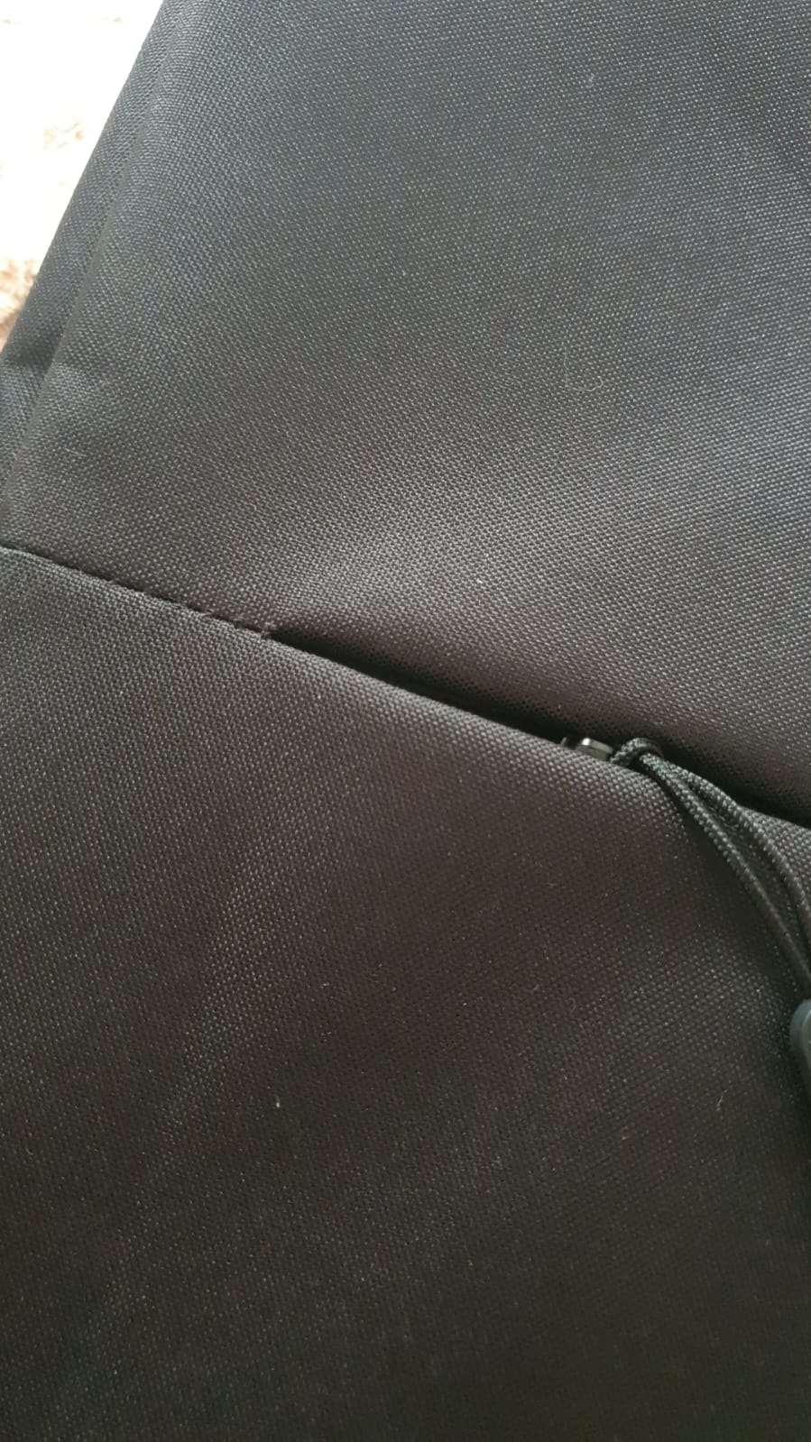 Rucsac pentru laptop, Port de Incarcare USB, Rezistenta la apa, 15,6 inchi, Negru