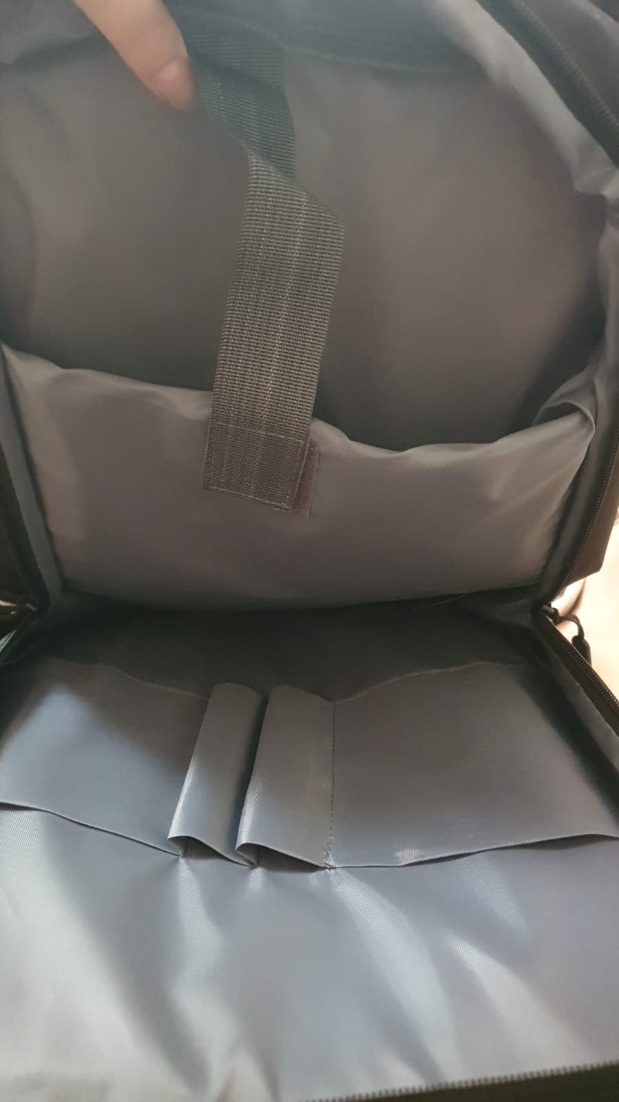 Rucsac pentru laptop, Port de Incarcare USB, Rezistenta la apa, 15,6 inchi, Negru