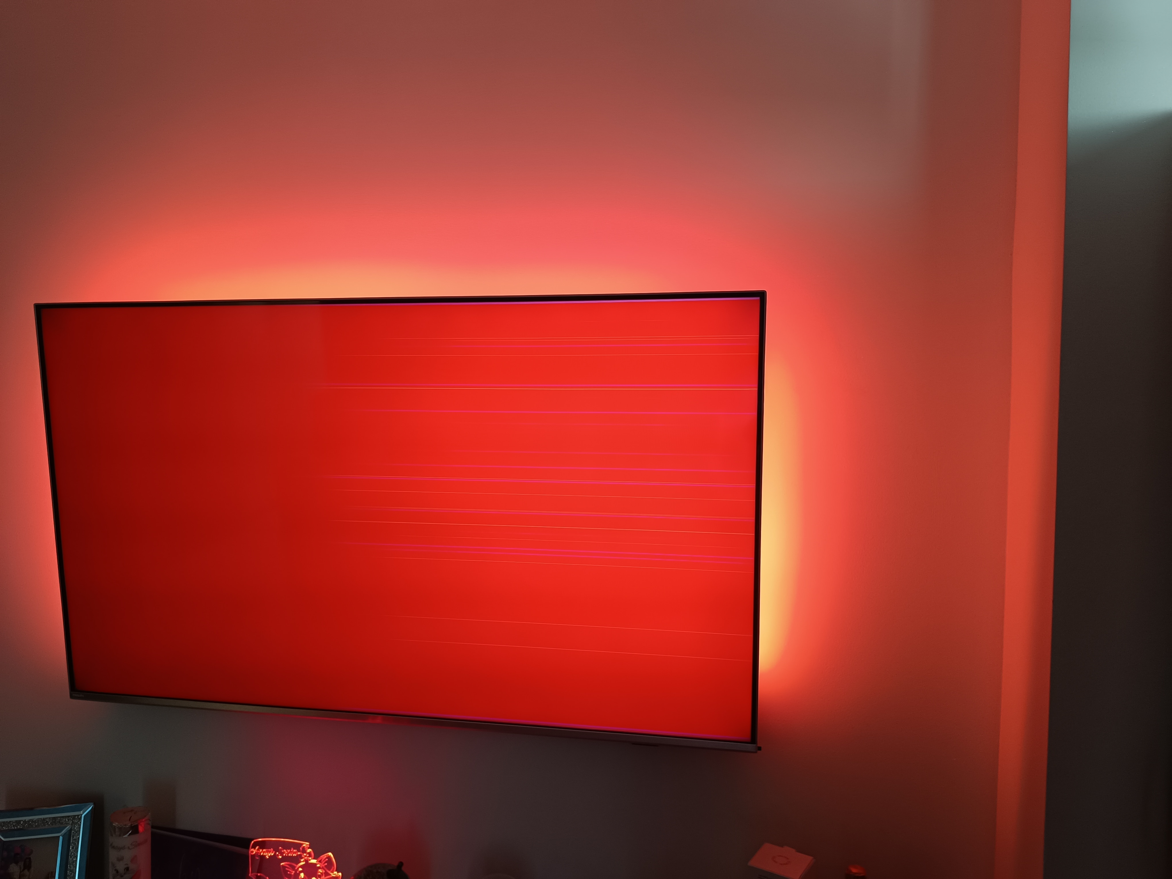 Televizor Philips Ambilight The One LED 58PUS8536, 146 cm, Smart Android, 4K Ultra HD, Clasa G