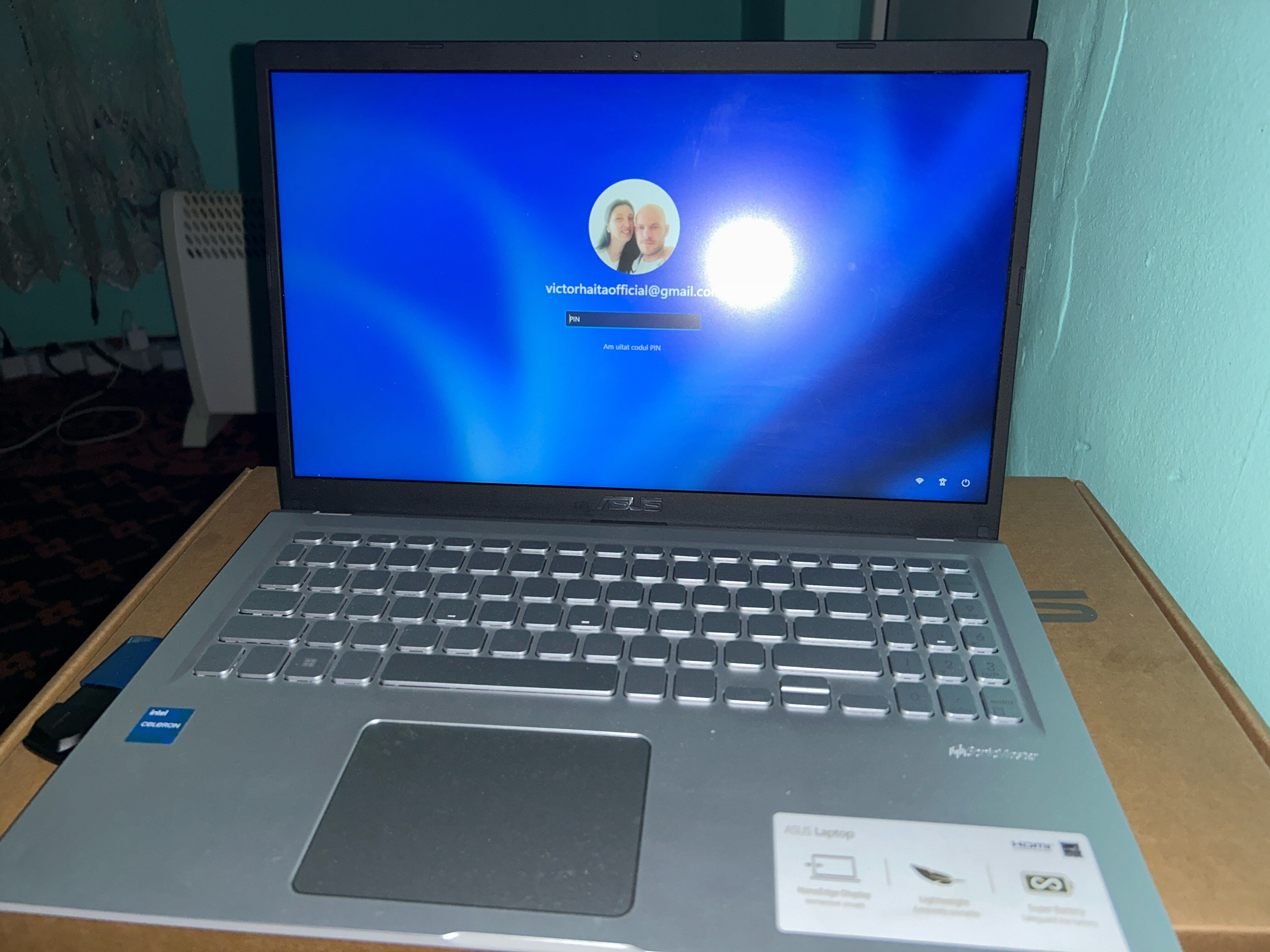 Laptop ASUS A516KA cu procesor Intel® Celeron® N4500 pana la 2.80 GHz, 15.6", Full HD, 8GB, 256GB SSD, Intel® UHD Graphics, No OS, Transparent Silver