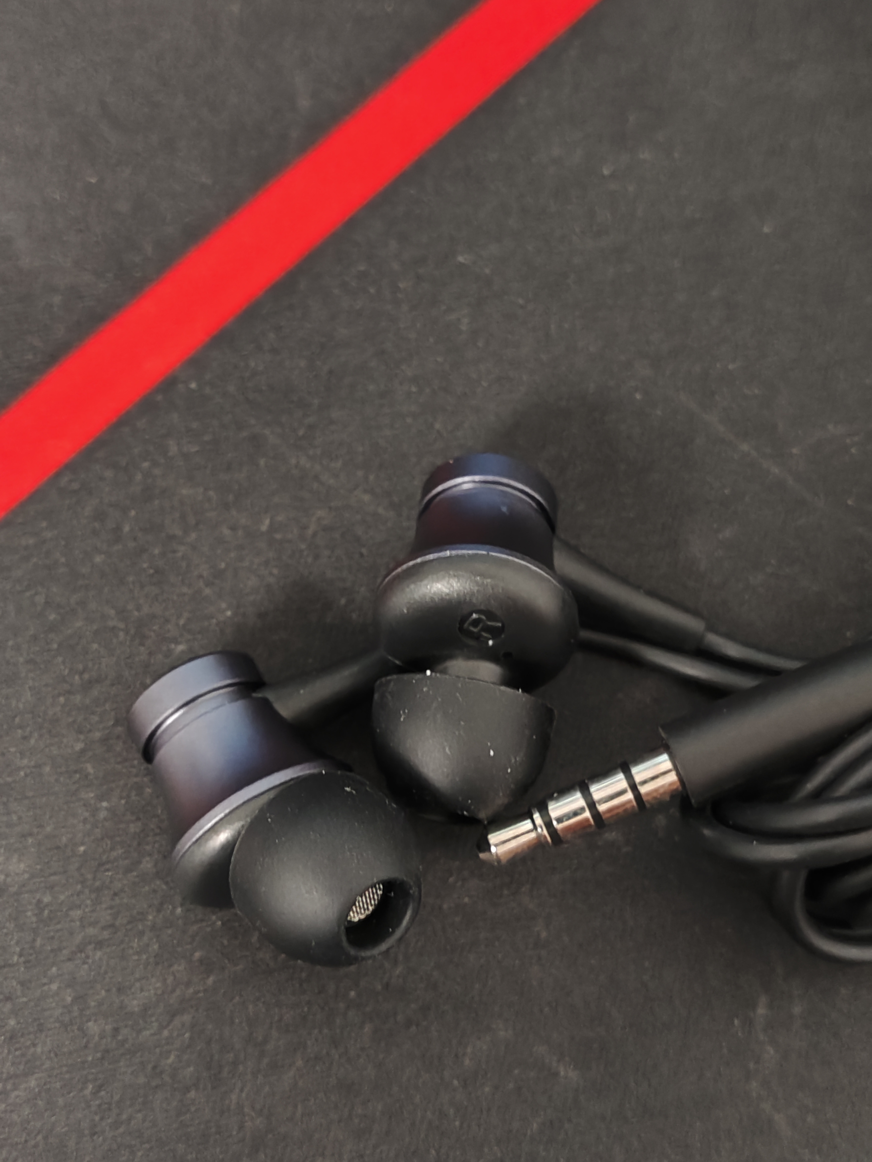 Casti in ear, Xiaomi Mi ZBW4354TY, Jack 3.5 mm, Negru, MPS-BBL5687