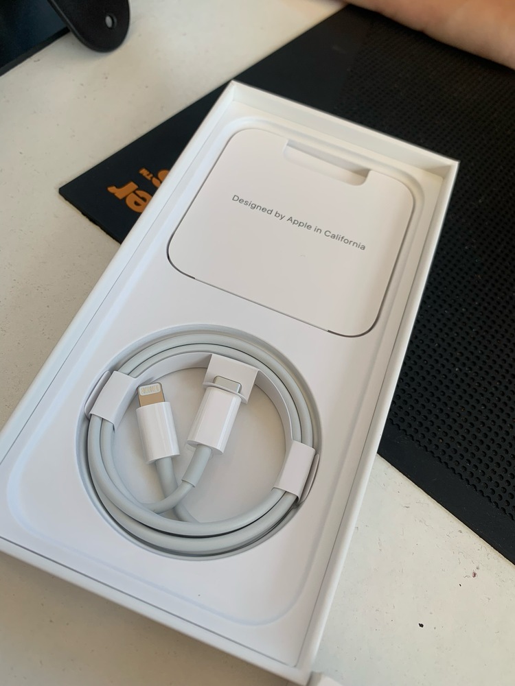 Telefon mobil Apple iPhone 14 Pro, 512GB, 5G, Gold - eMAG.ro