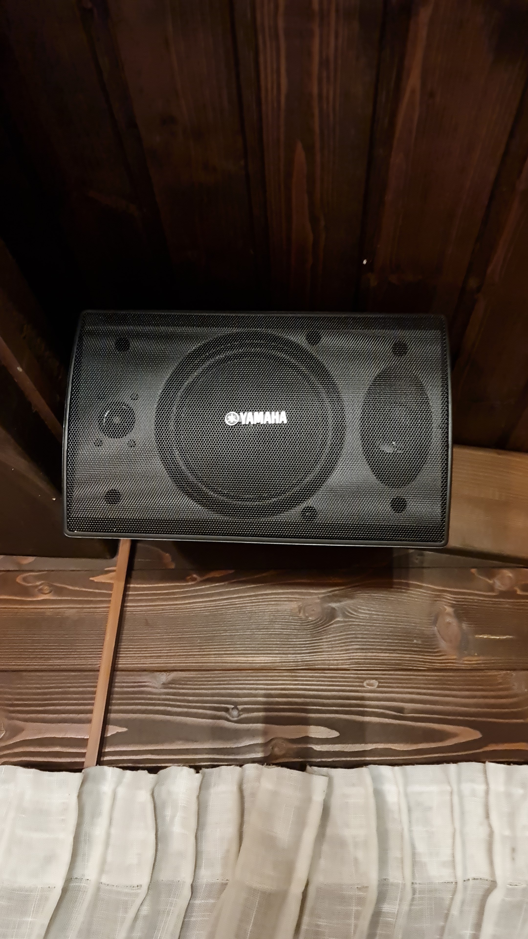 Pereche boxe pasive exterior Yamaha NSAW294, 50W RMS, Negru