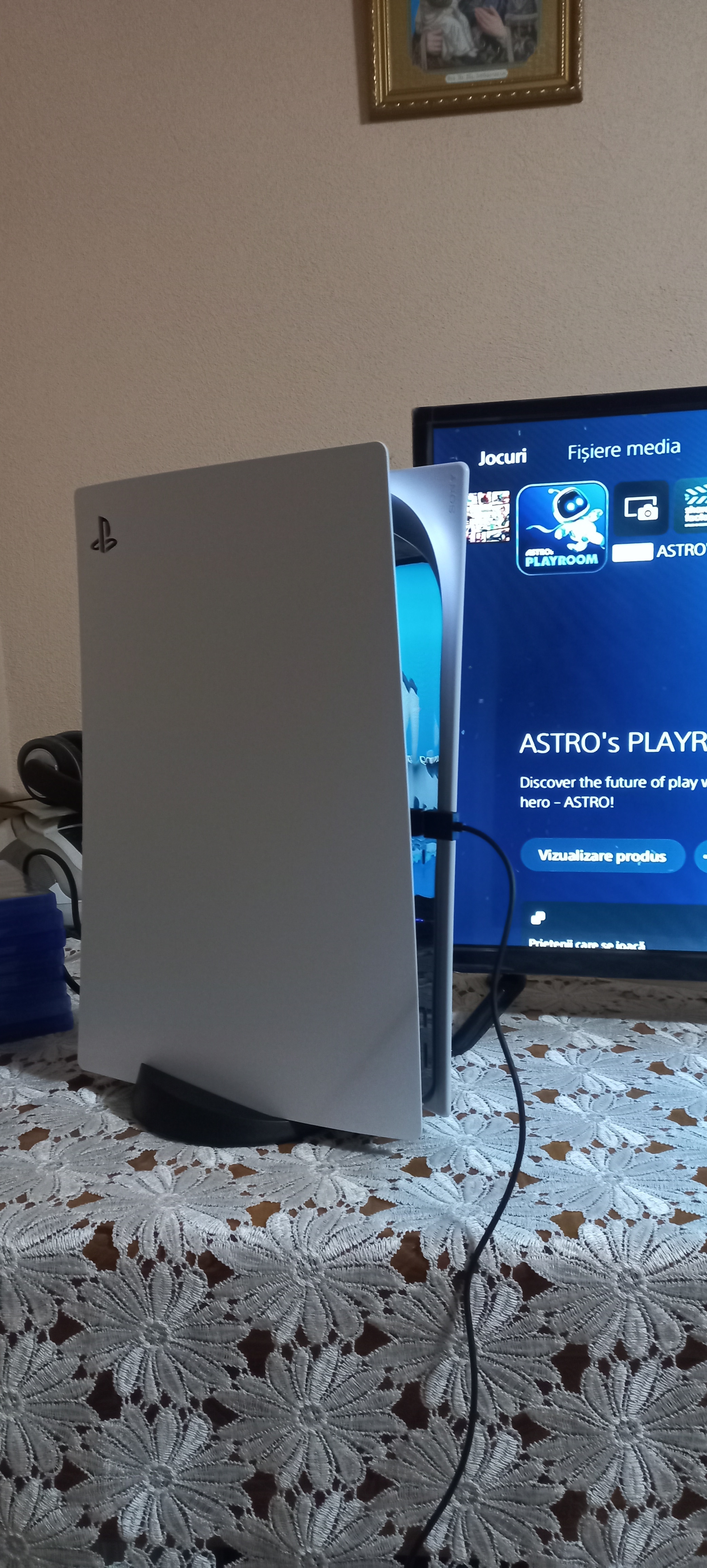 Consola digitala Sony PlayStation 5 si 2 controlere DualSense White