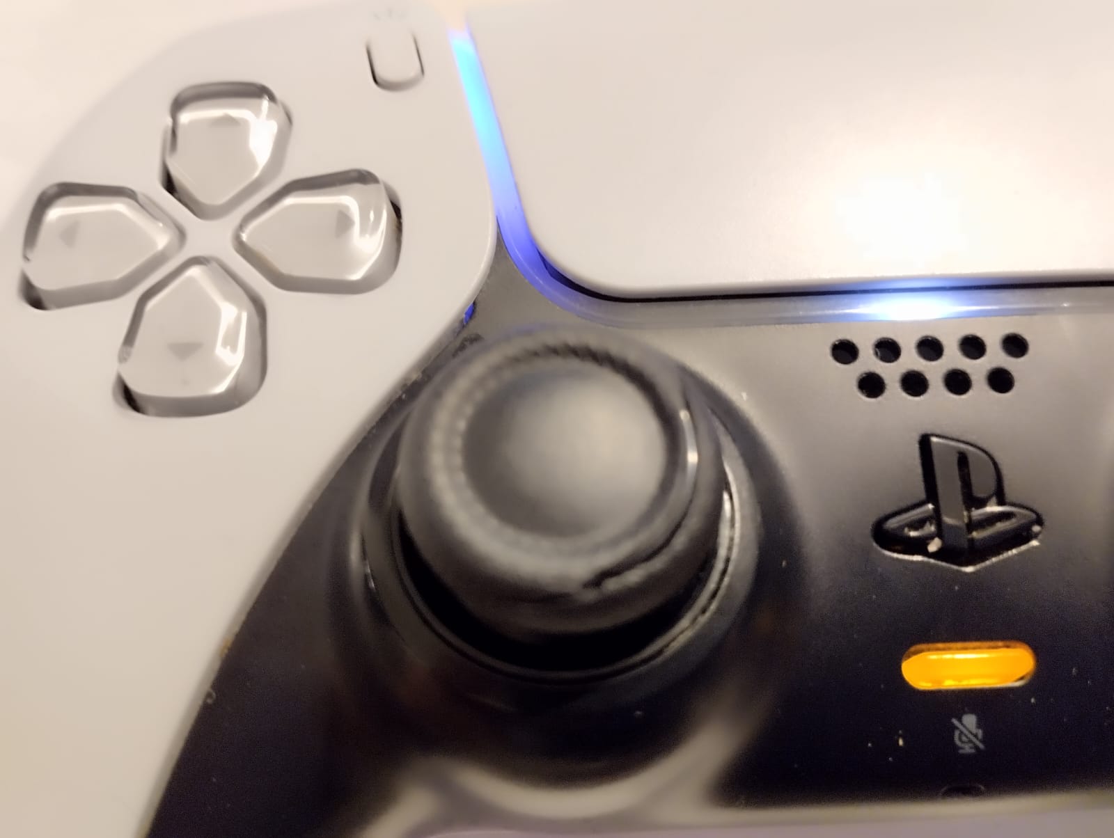 Consola PlayStation 5 (PS5) 825GB, C-Chassis + Joc PS5 FC24 (Disc)