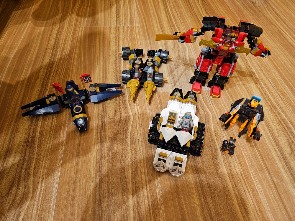 LEGO® NINJAGO - Robot Ninja Ultra Combo 71765, 1104 piese - eMAG.ro