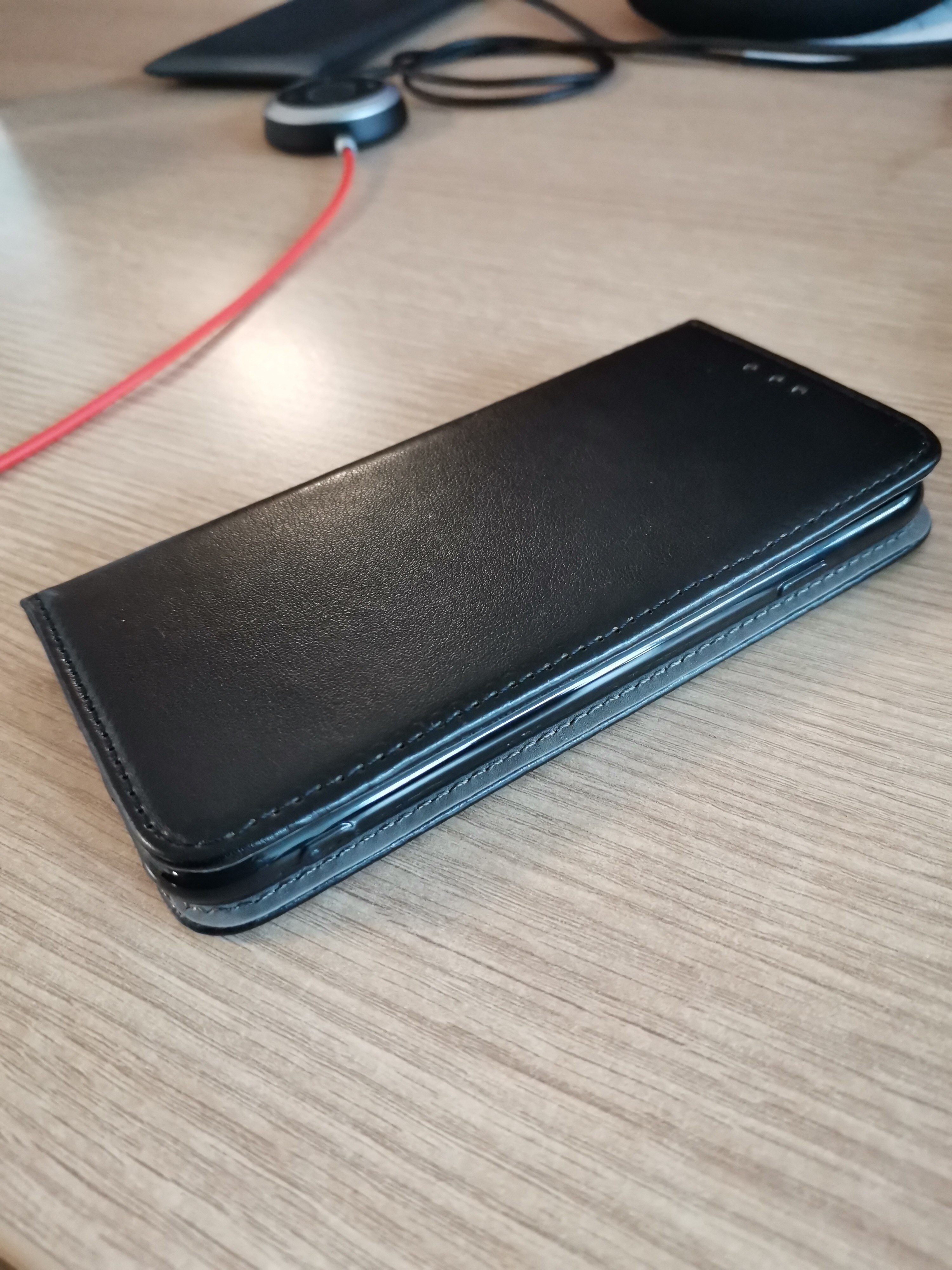 Husa pentru telefon, Moozy, Flip On, pentru iPhone 8 / 7 / SE 2020, Negru, Piele ecologica