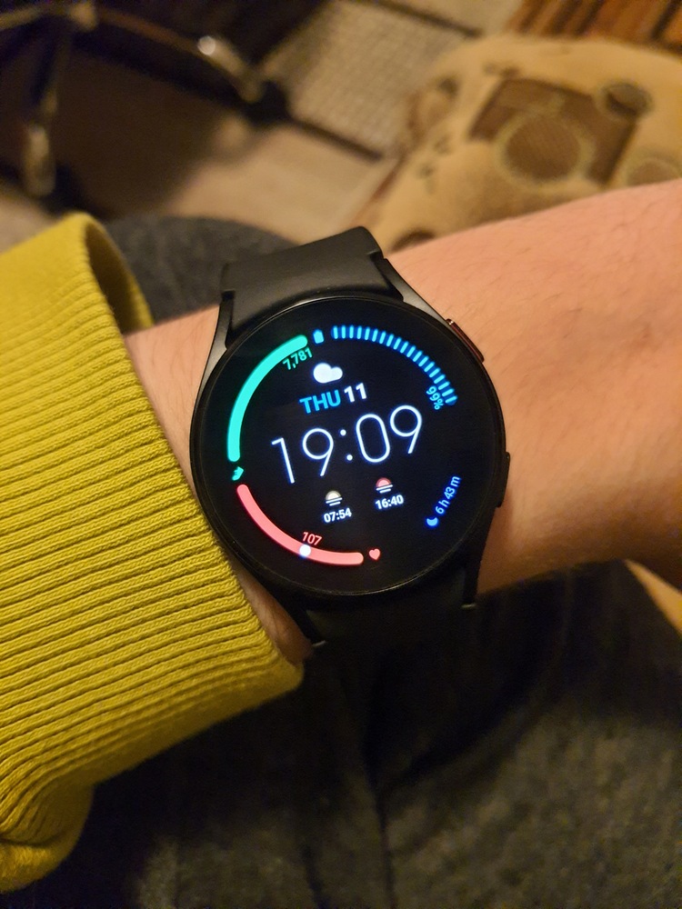Samsung Galaxy Watch4, 40mm, BT BLACK - eMAG.ro
