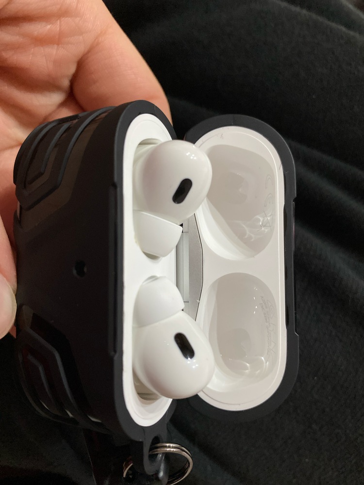 Casti Apple Airpods Pro (2nd Generation) Carcasa MagSafe (USB-C