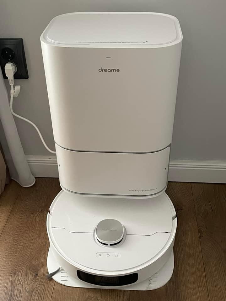 Robot de Aspirare Dreame L10 Ultra, aspirator si mop, 5200 mAh, 75W, recipient praf 250 ml, recipient apa 80 ml, autonomie 160 min, +Statie de colectare inteligenta 2.5L, alb