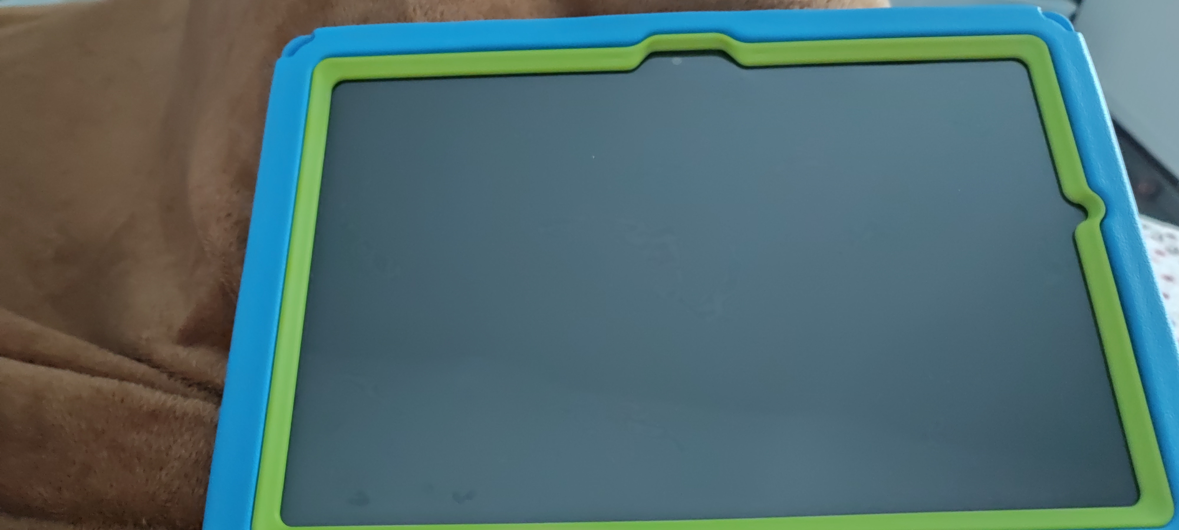 Husa protectie tableta fata/spate pentru copii, compatibila cu Samsung Galaxy TAB A7 Lite 8.7" T220/T225, TAB A 8" T290/295 2019, cu suport-inel, spuma, Ideas4Comfort, verde