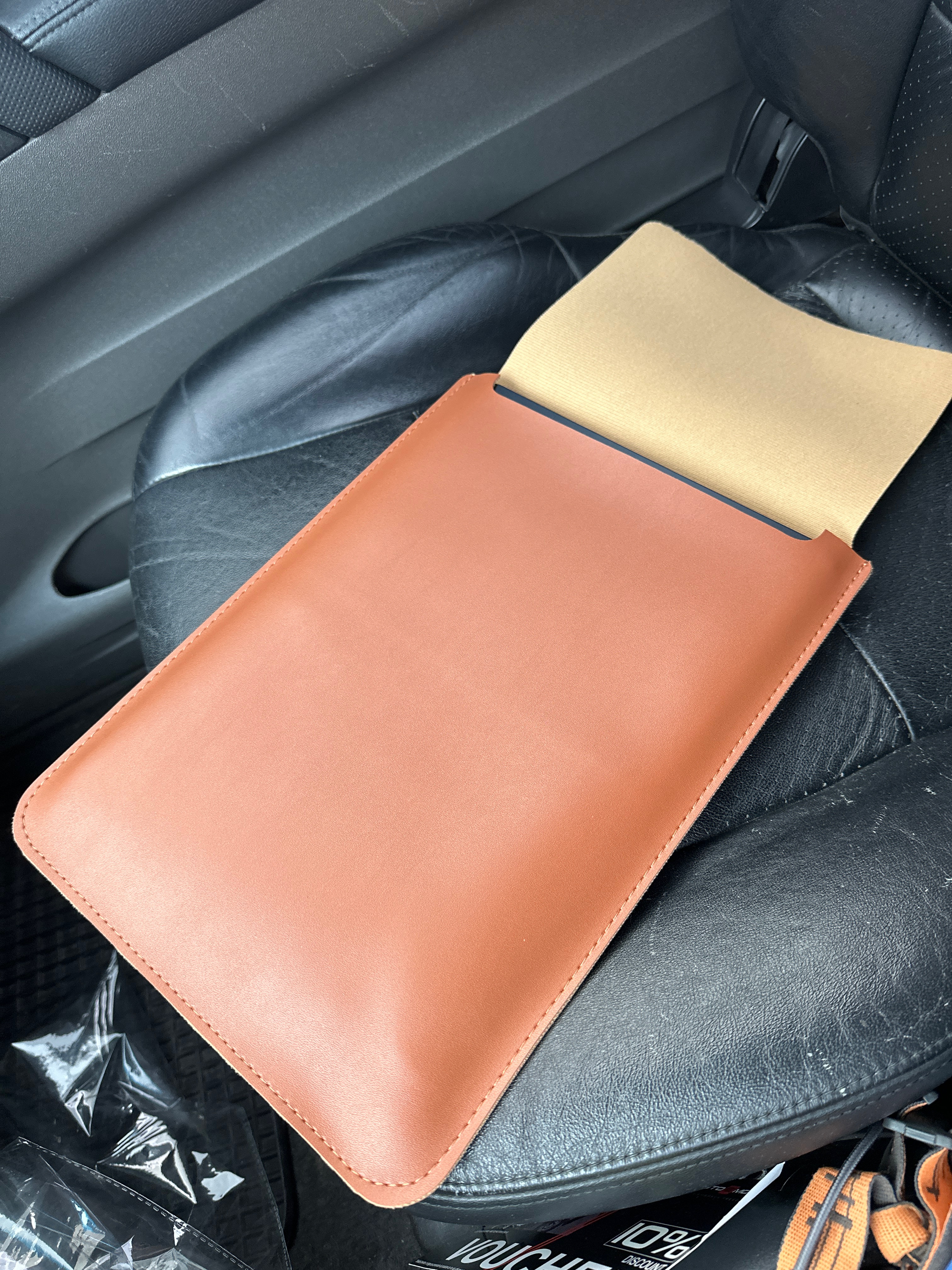 Husa laptop MacBook 13 inch din piele cu pad pentru Apple MacBook Culoare Caramiziu