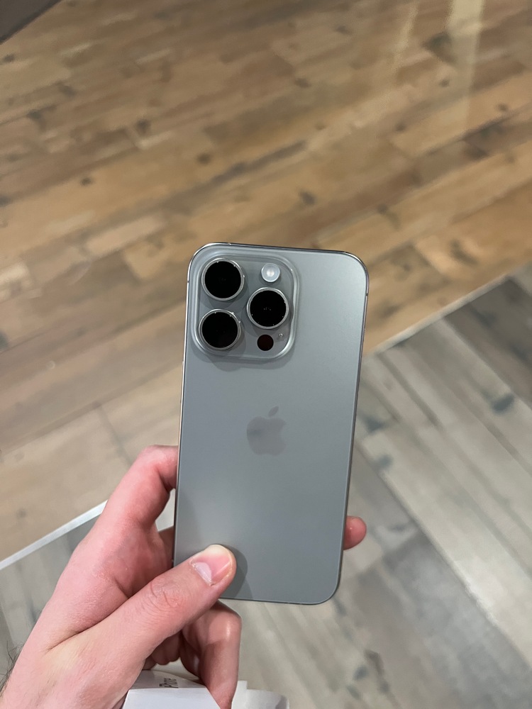 Telefon mobil Apple iPhone 15 Pro, 128GB, 5G, Black Titanium - eMAG.ro
