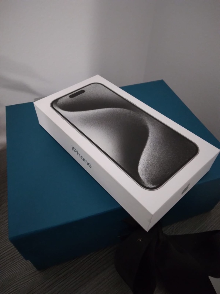 Telefon mobil Apple iPhone 15 Pro, 128GB, 5G, Black Titanium - eMAG.ro