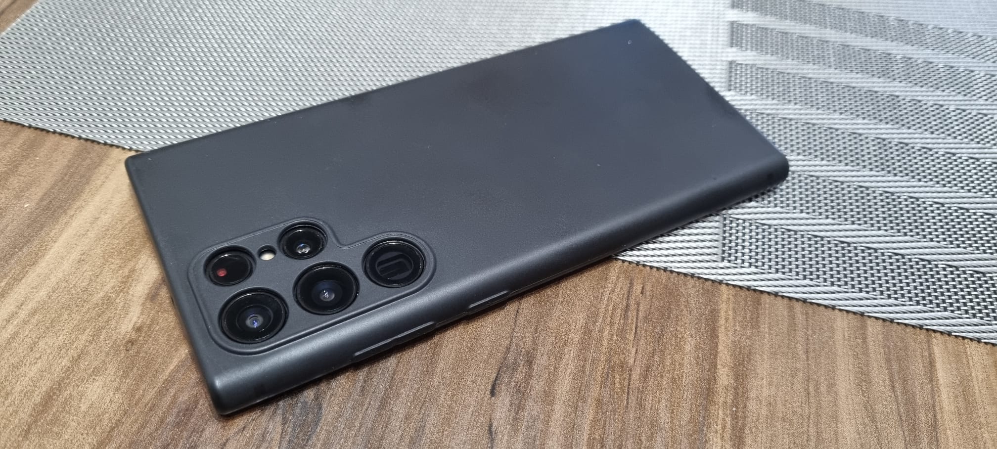 Husa pentru Samsung S22 Ultra, din silicon gel, Clear, Ultrasubtire 0.3mm, Gekko, Transparenta