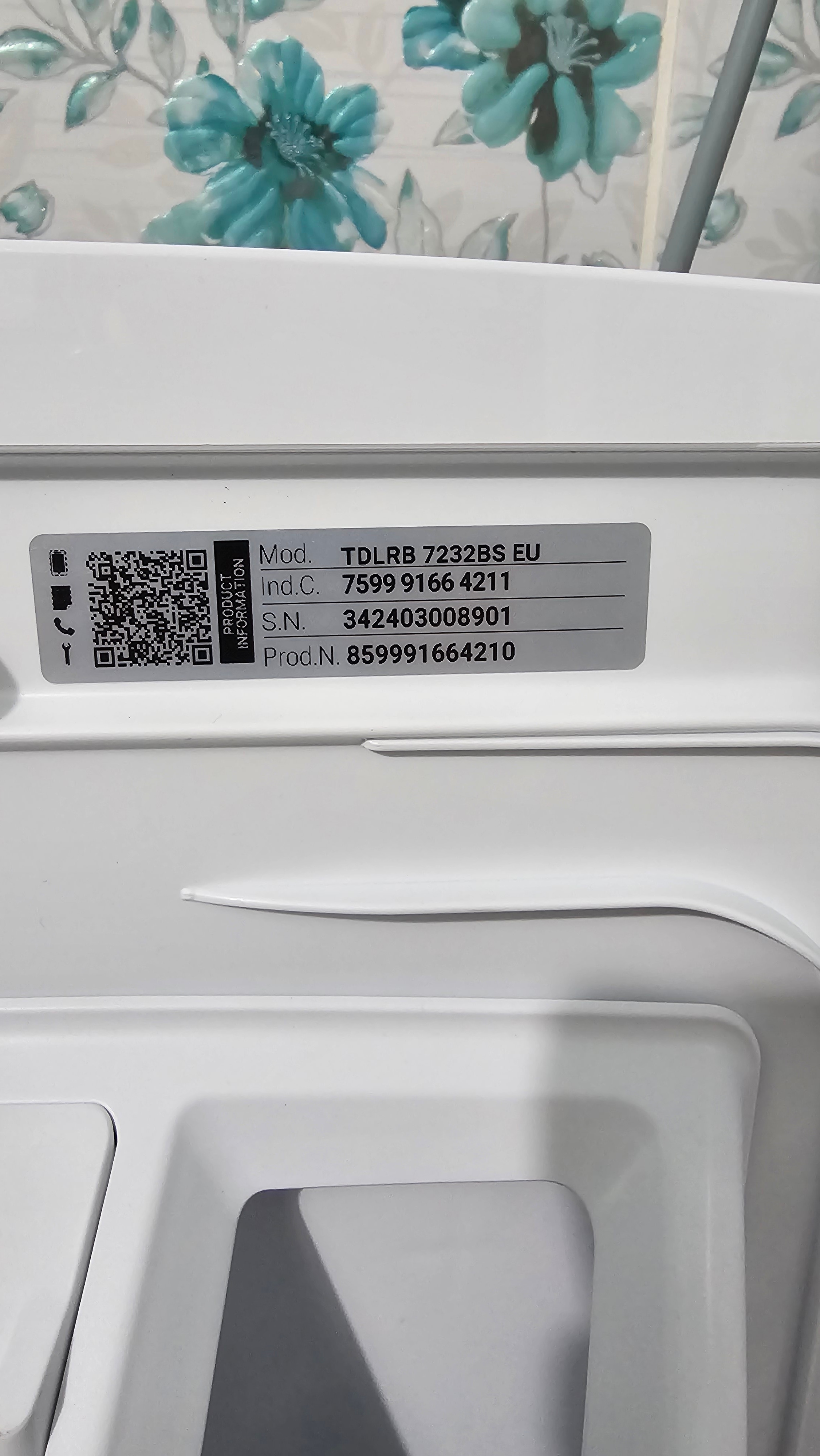 Masina de spalat rufe cu incarcare verticala Whirlpool TDLRB7232BSEU, 7 kg, 1200 rpm, Clasa D, Motor Inverter Zen, Display Digital, Tehnologia Al 6-lea Simt, Alb