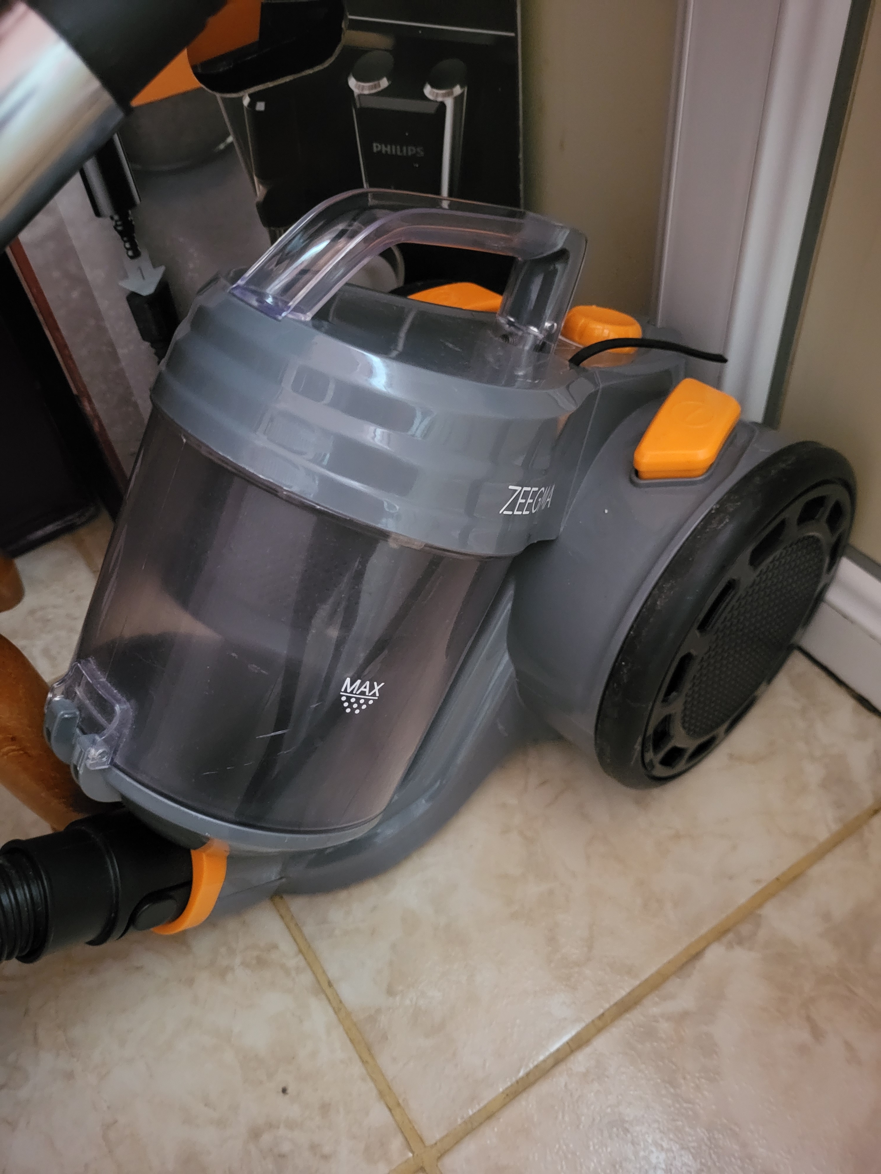 Aspirator fara sac Zonder Base Jet, Zeegma, 2L, Filtre HEPA H13, Gri/Portocaliu