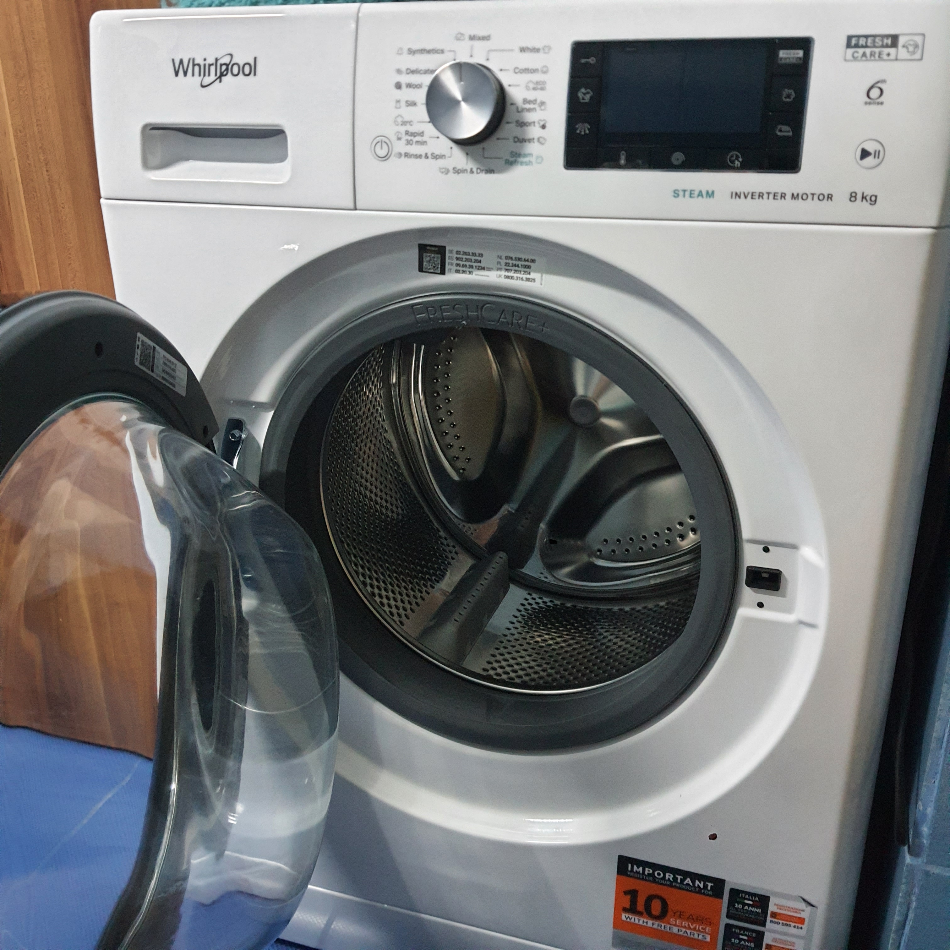 Masina de spalat rufe Whirlpool FreshCare+ FFD8648BVEE, 8 kg, 1600 RPM, Clasa C, Steam Refresh, Steam Hygiene, Tehnologia al-6lea Simt, Motor Inverter, Display LCD, Alb