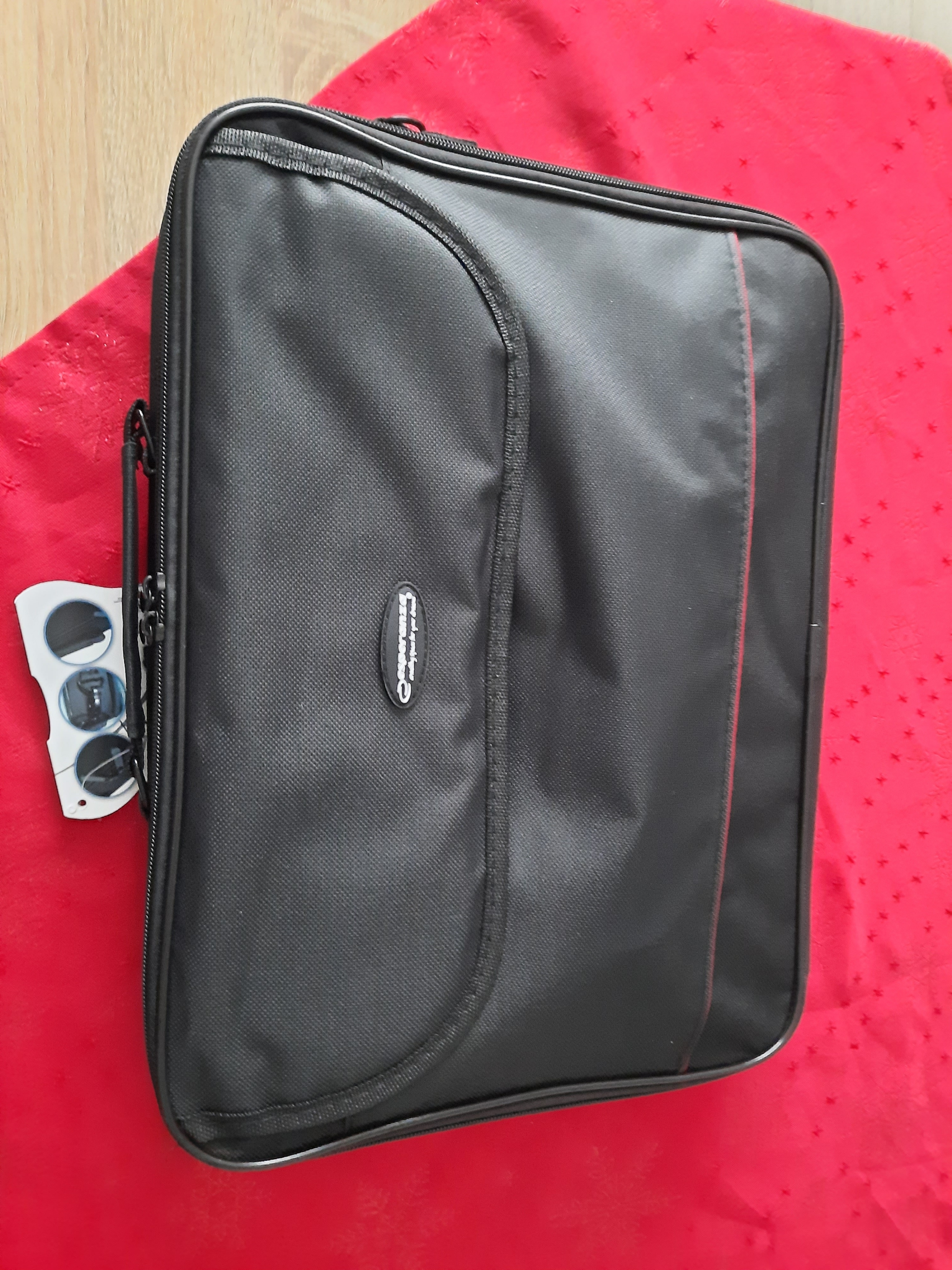 Geanta laptop 15.6 inch CLASSIC Esperanza culoare negru/rosu