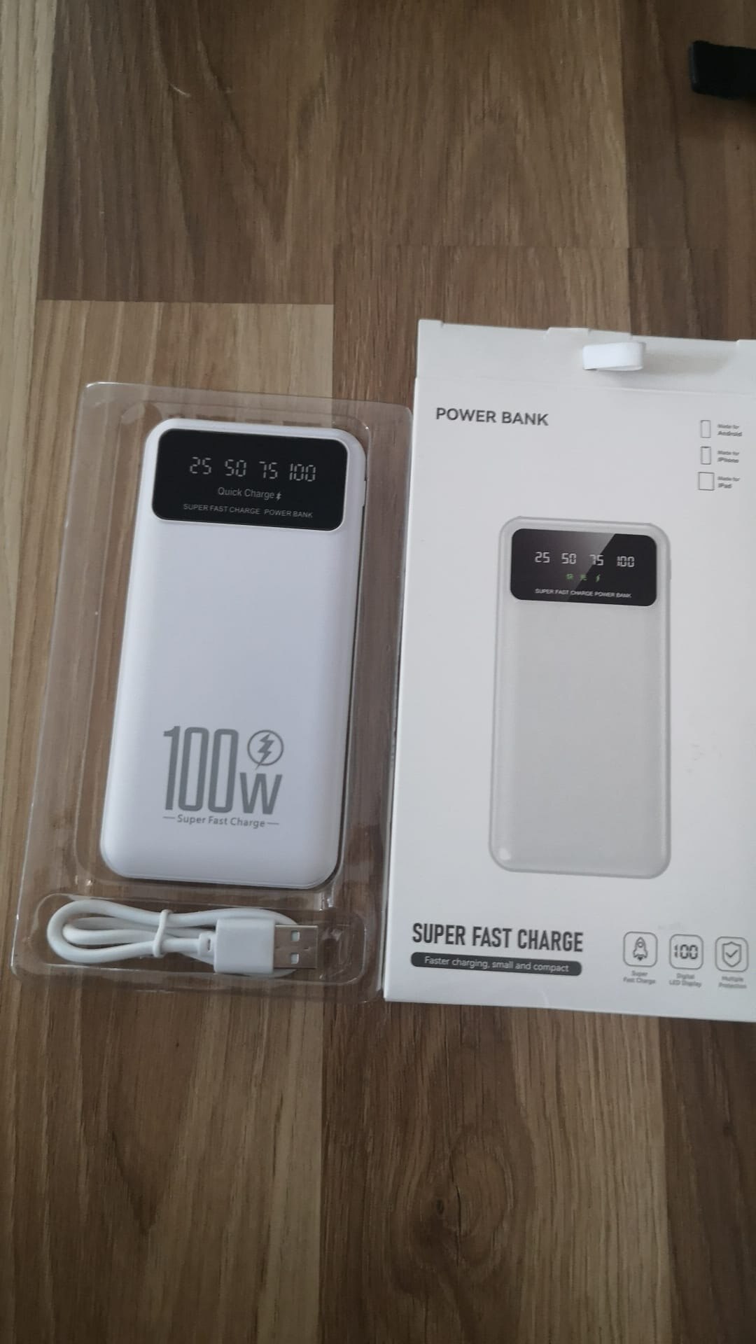 Rucsac Smart cu Display LED, WiFi, Waterproof, Antifurt, Aplicatie Dedicata iOS/Android, Port USB Extern