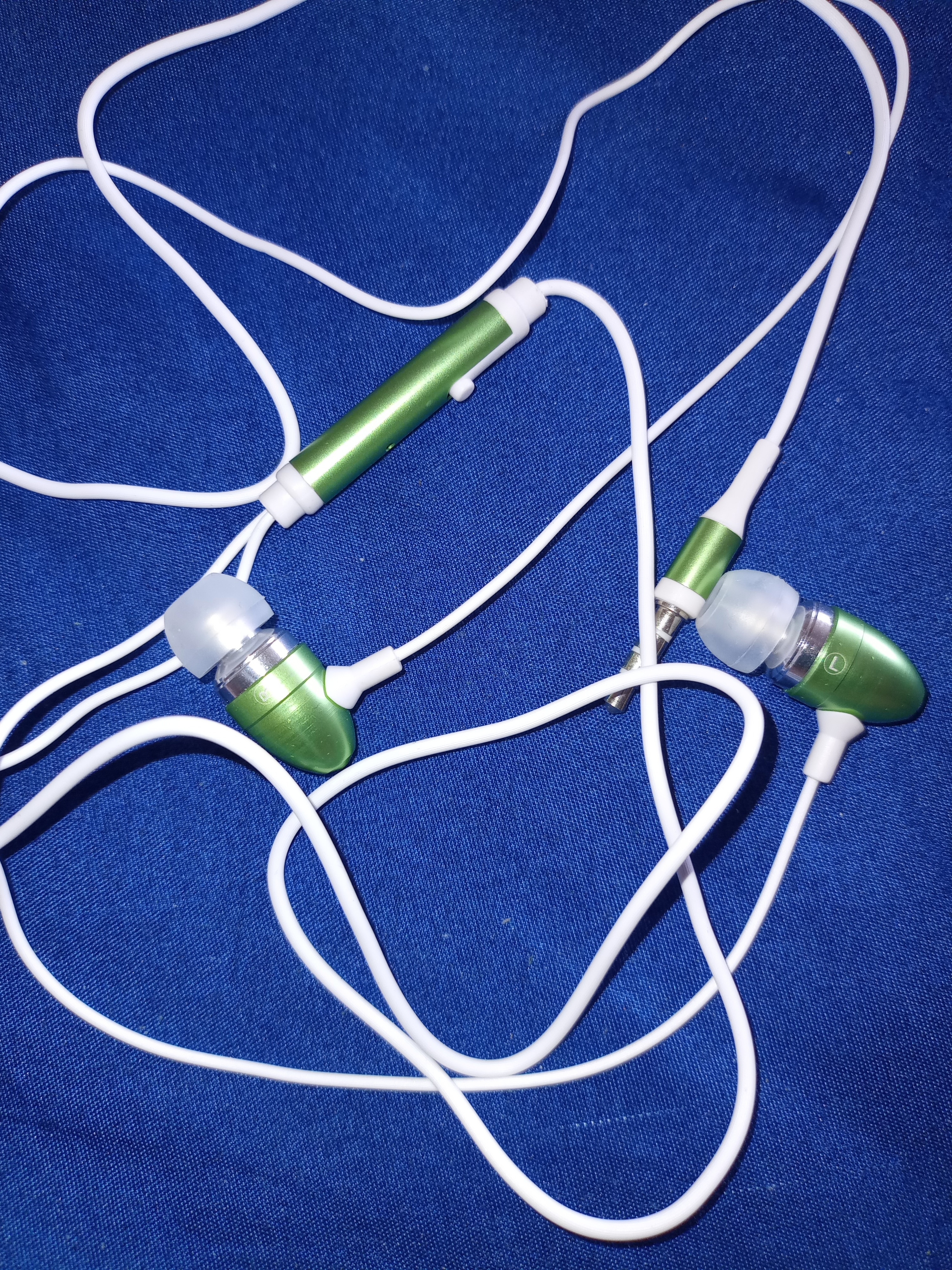 Casti in ear cu microfon Akyta B013, roz