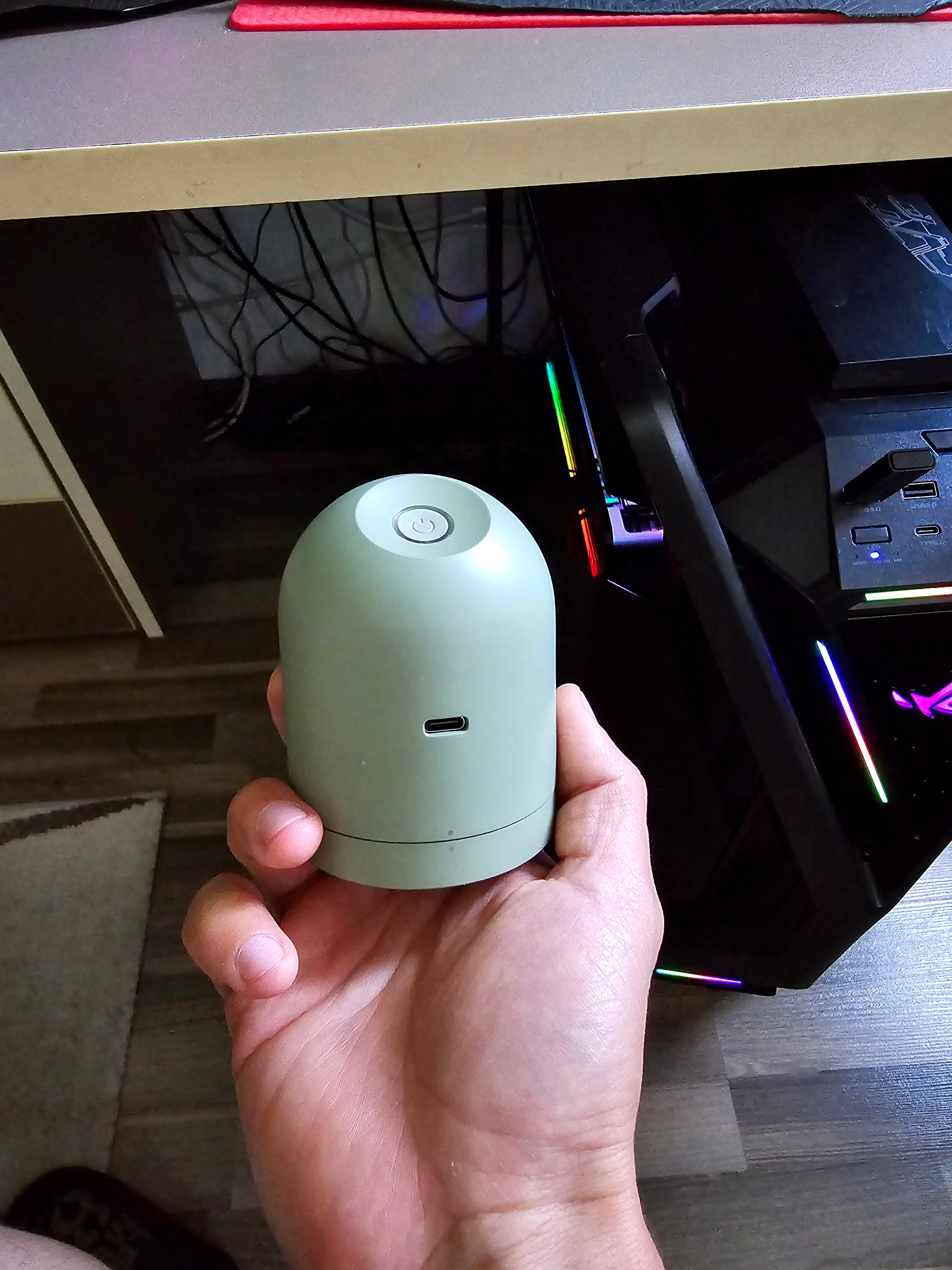 Aparat de curatat scame Steamery Stockholm, Pilo No. 2, USB, 9000 rotatii/min, curatare eficienta a tuturor tipurilor de tesaturi, 2 ore de utilizare continua, forma ergonomica, negru