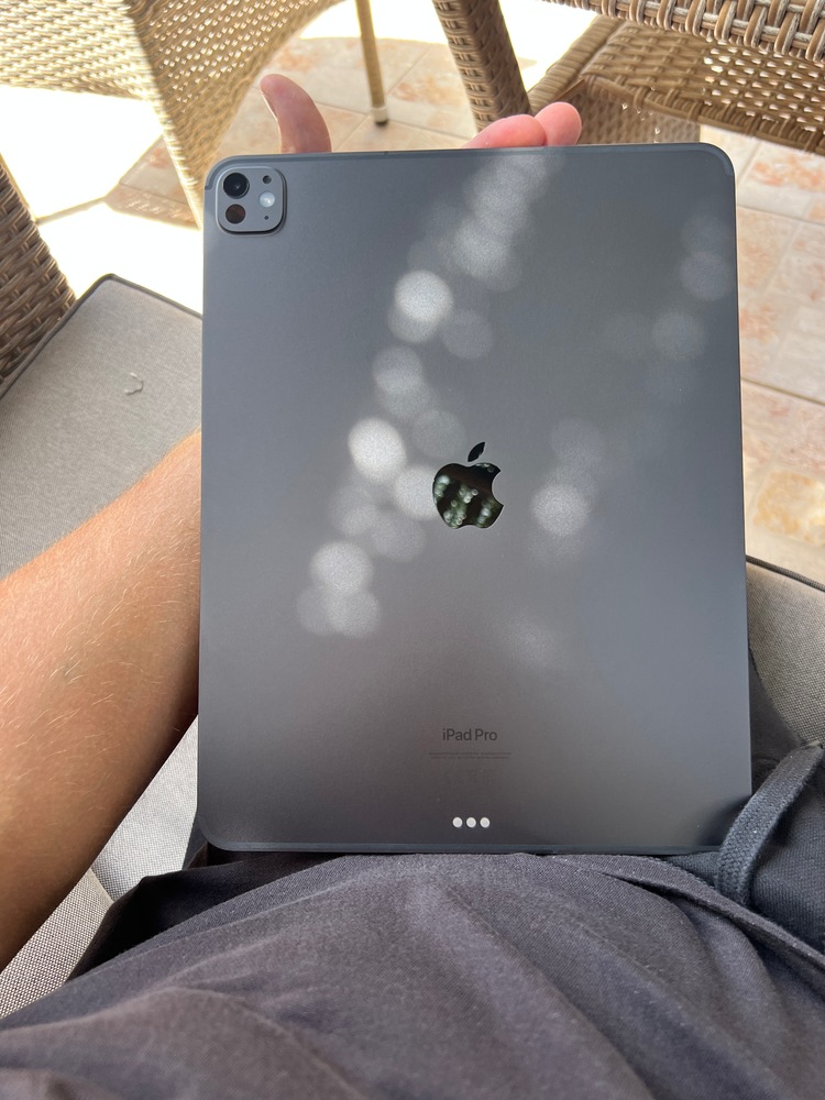 Apple iPad Pro 13
