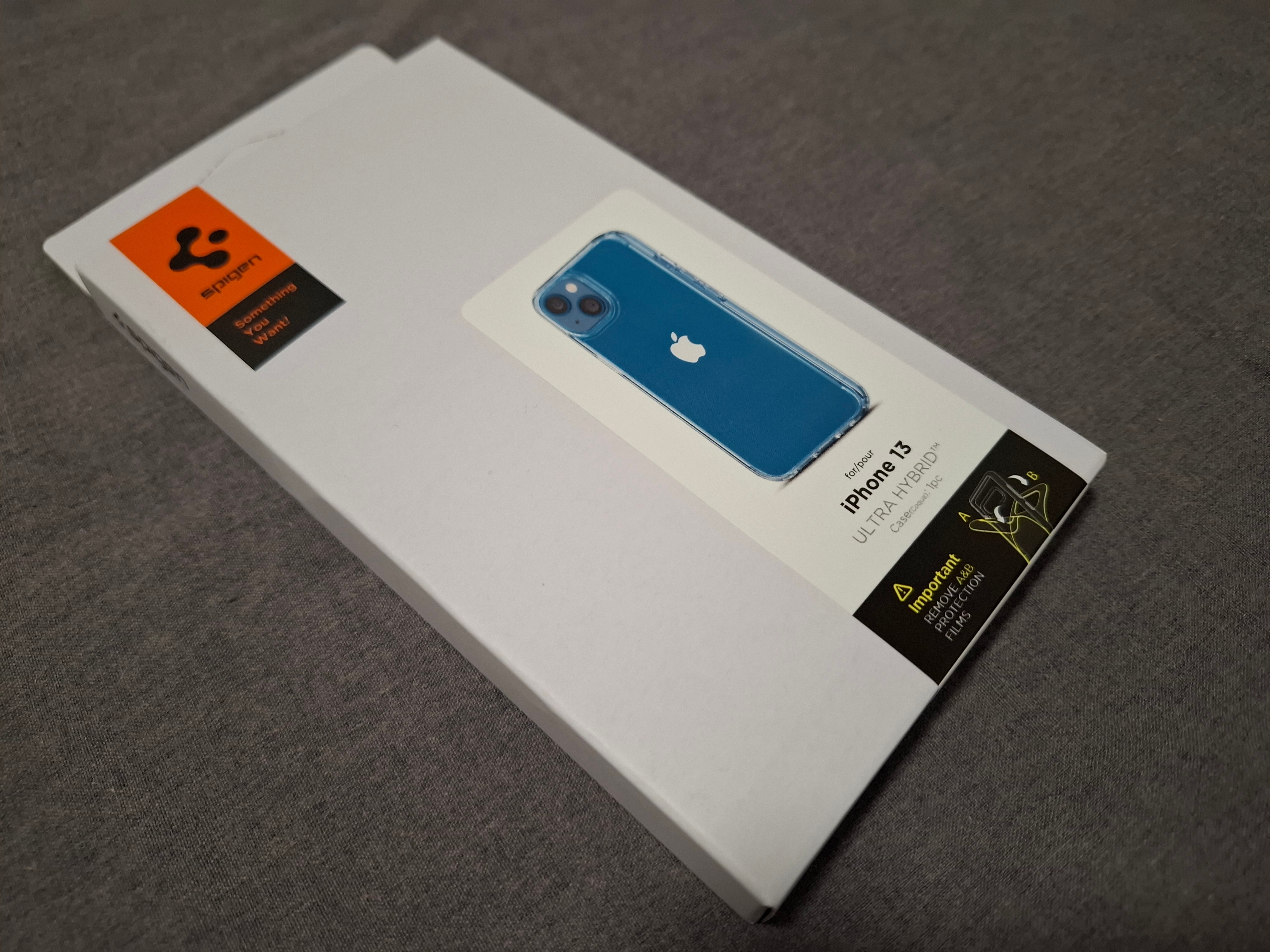 Husa de protectie Spigen pentru iPhone 13, Crystal Clear