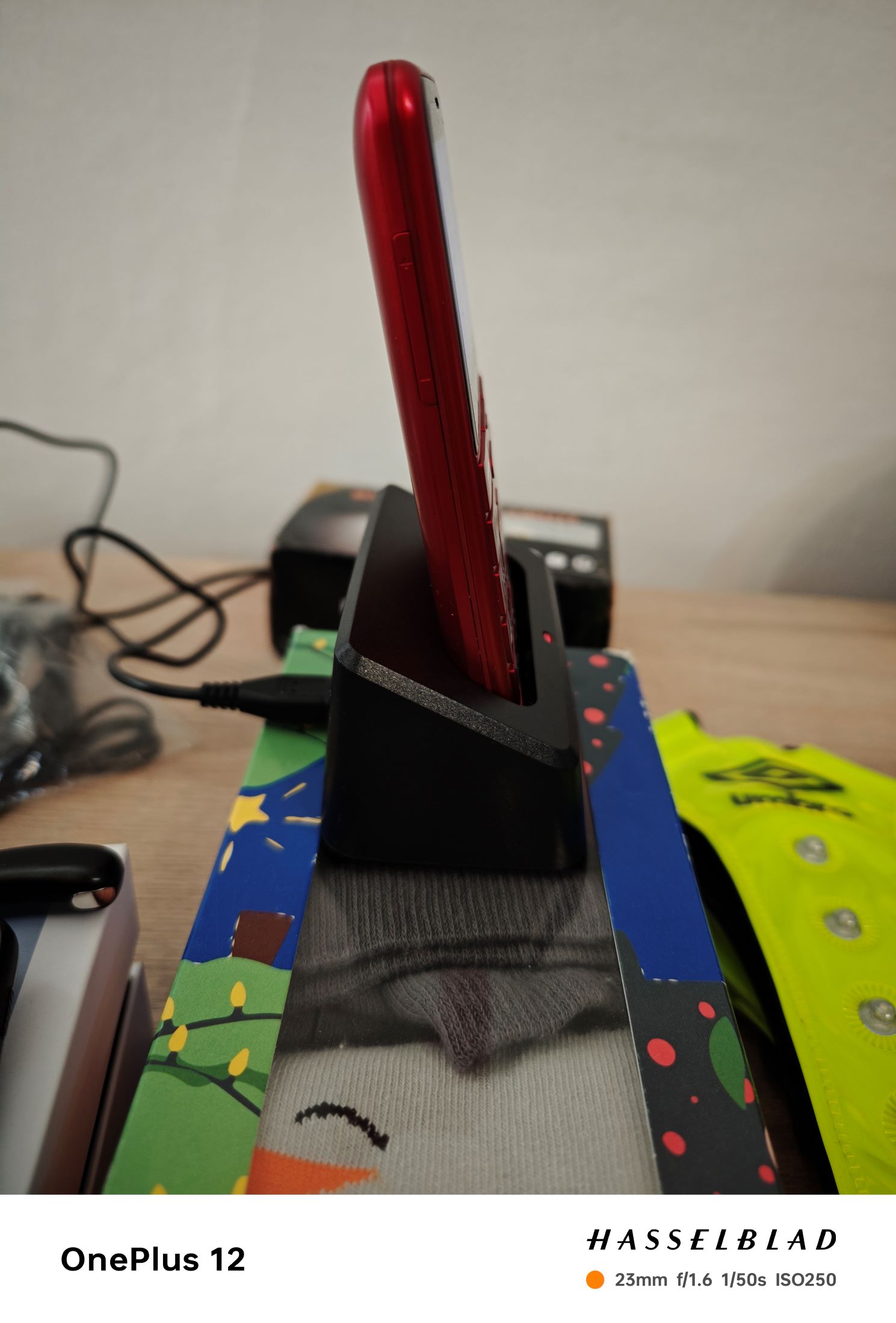 Telefon mobil Panasonic KX-TU155EXRN, Independent de card, Rosu