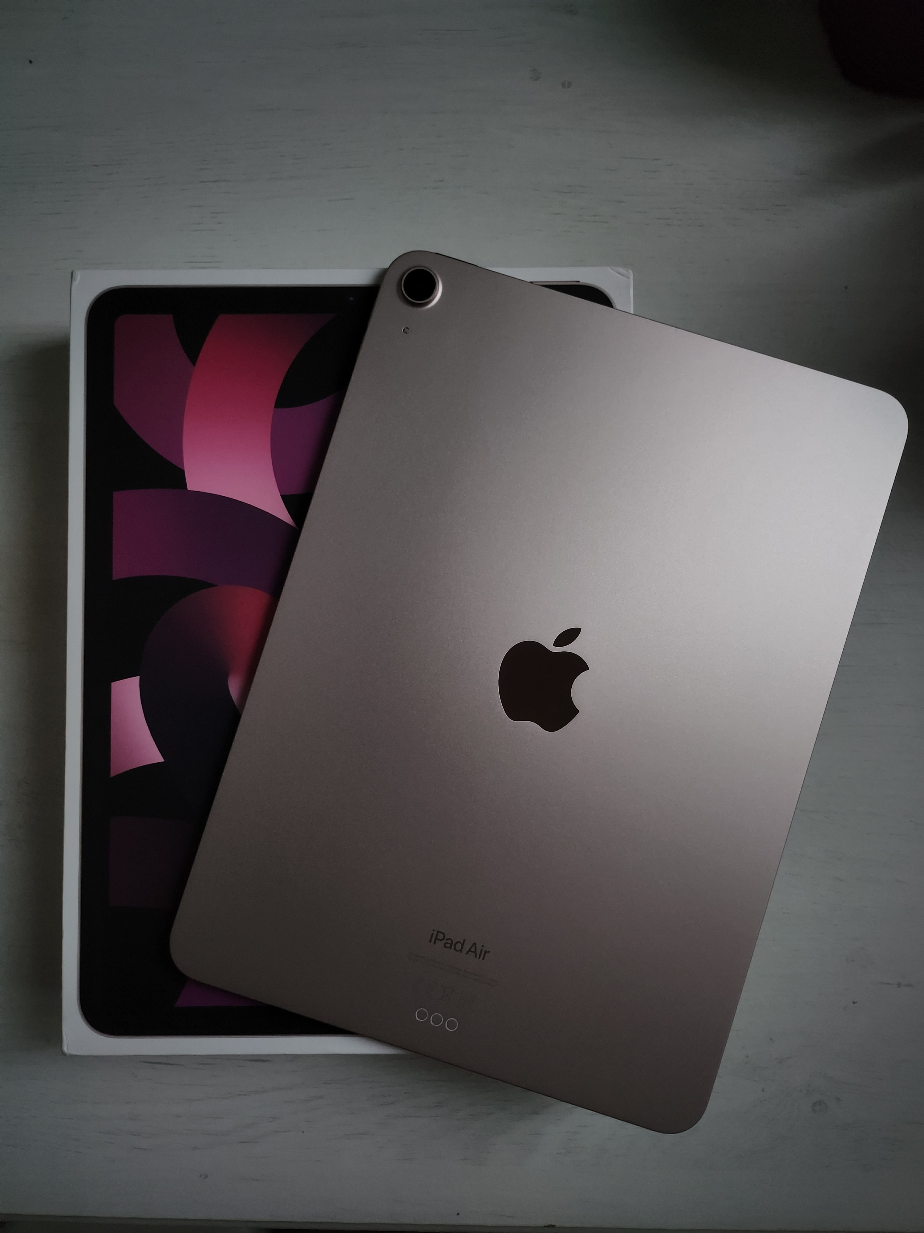 Apple iPad Air 5 (2022), 10.9", 256GB, Wi-Fi, Space Grey