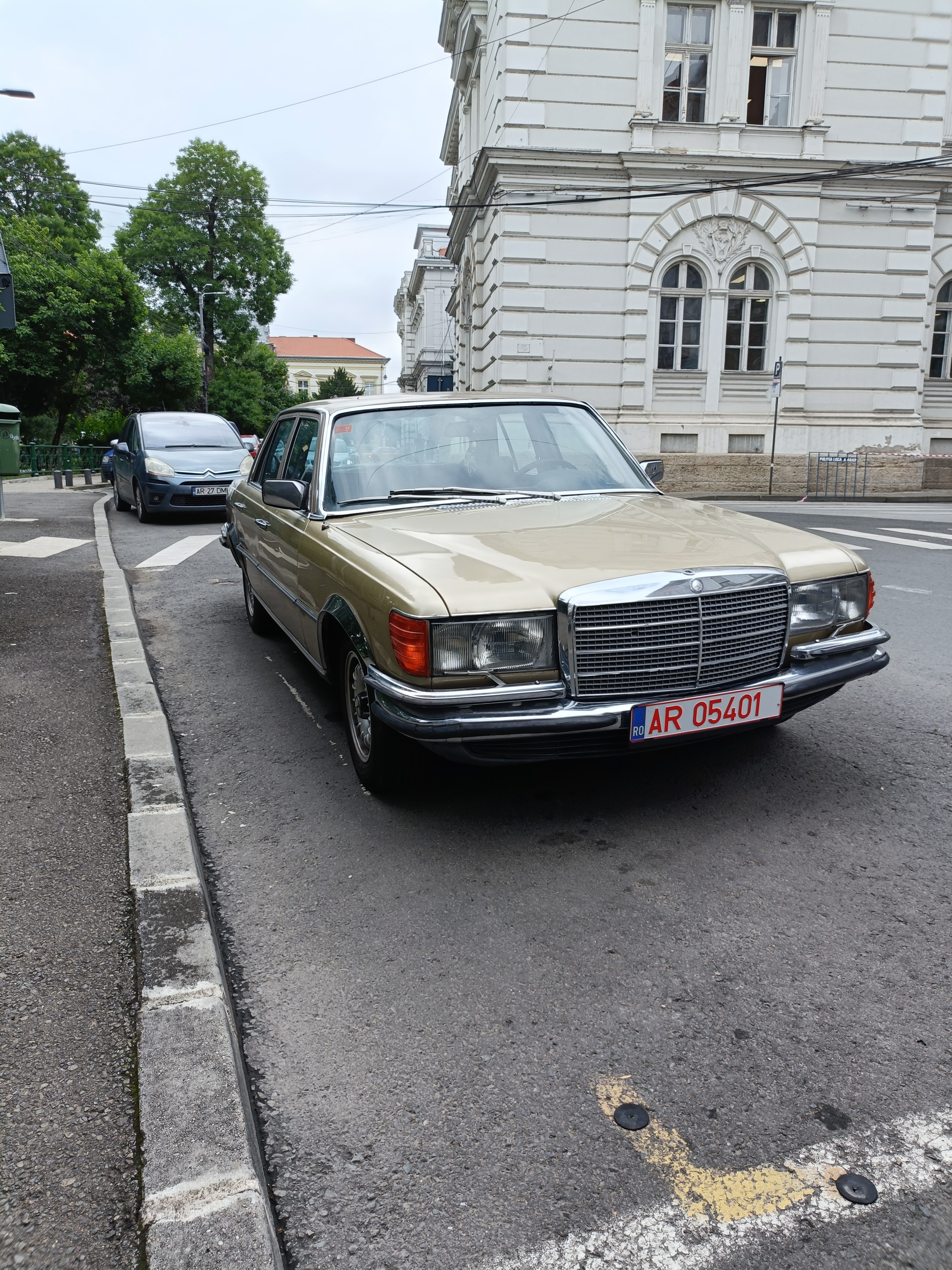 RESIGILAT: Telefon mobil OPPO Reno11 F UEFA Champions League Edition, Dual SIM, 256GB, 8GB RAM, 5G, Ocean Blue