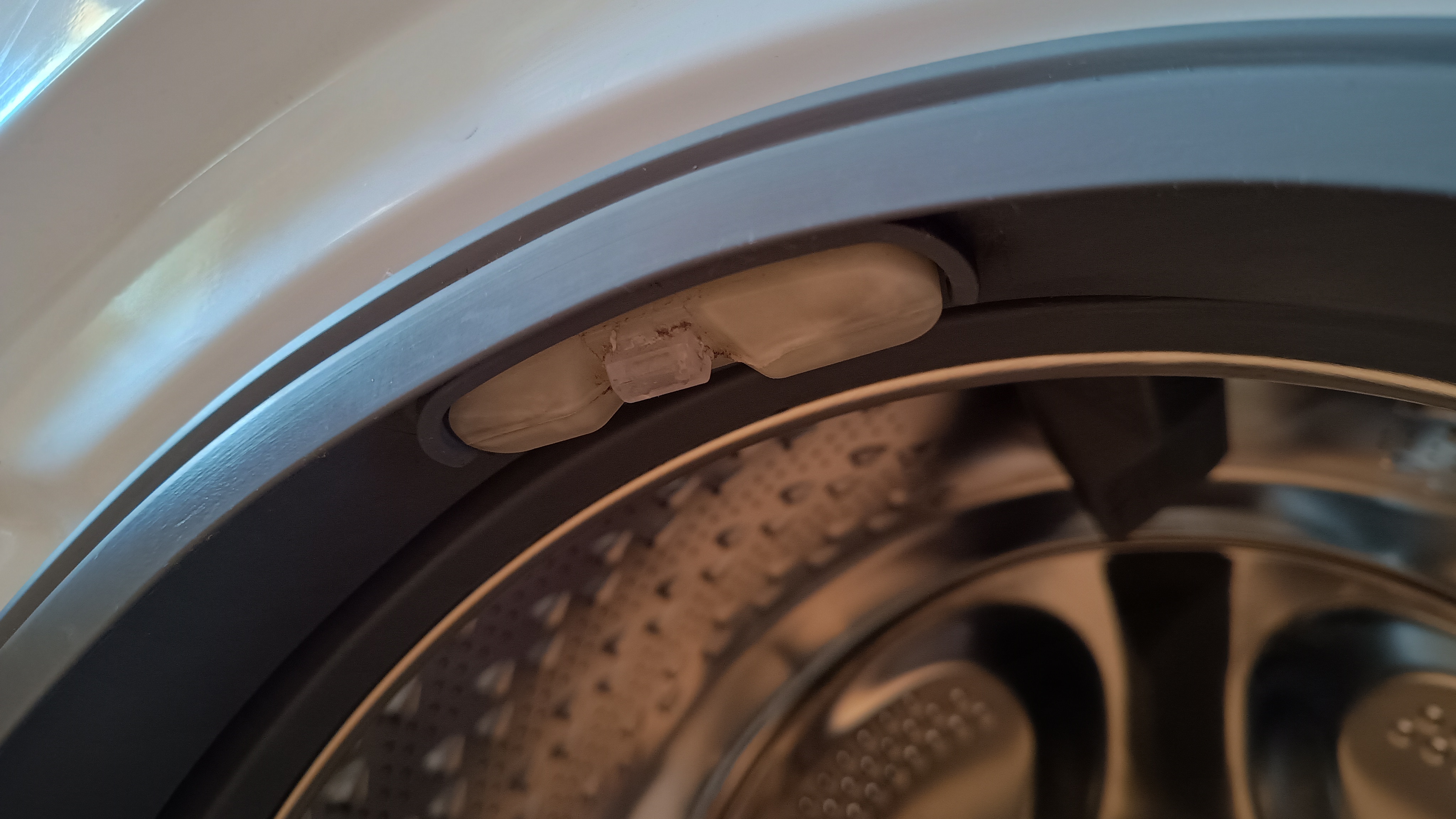 Masina de spalat rufe Beko B5WFT89415WW, 9 kg, 1400 rpm, Clasa A, SteamTherapy, Recycled Tub, ProSmart Inverter Motor, Homewhiz through WiFi and Bluetooth, AddXtra, Remote Control, WiFi, Alb