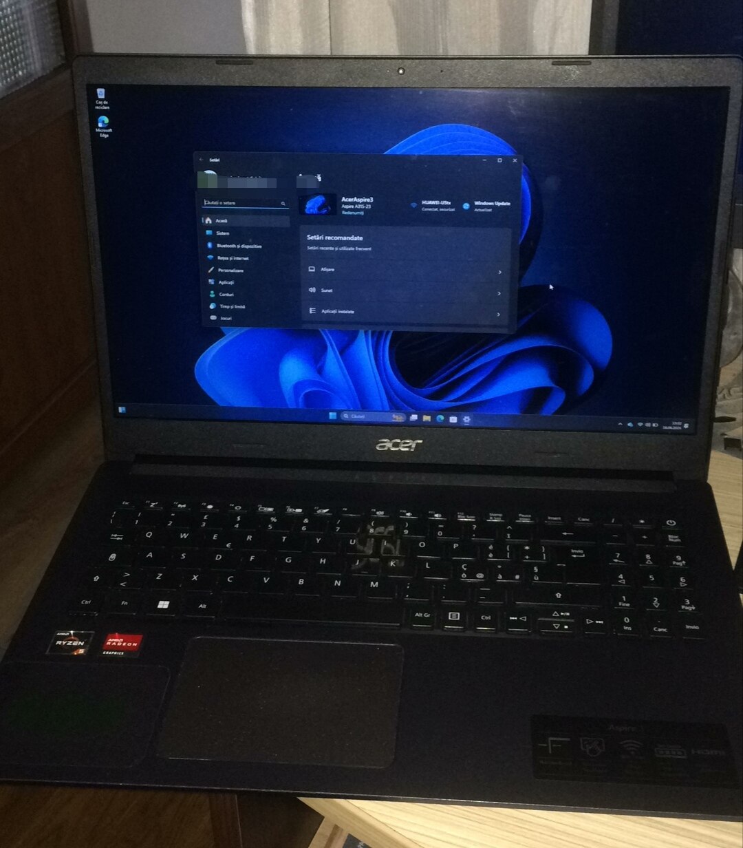 Laptop ACER Aspire 3 A315-23-R4L4, AMD Ryzen 5 3500U pana la 3.7GHz, 15.6" Full HD, 8GB, SSD 512GB, AMD Radeon Vega 8, Free DOS, negru