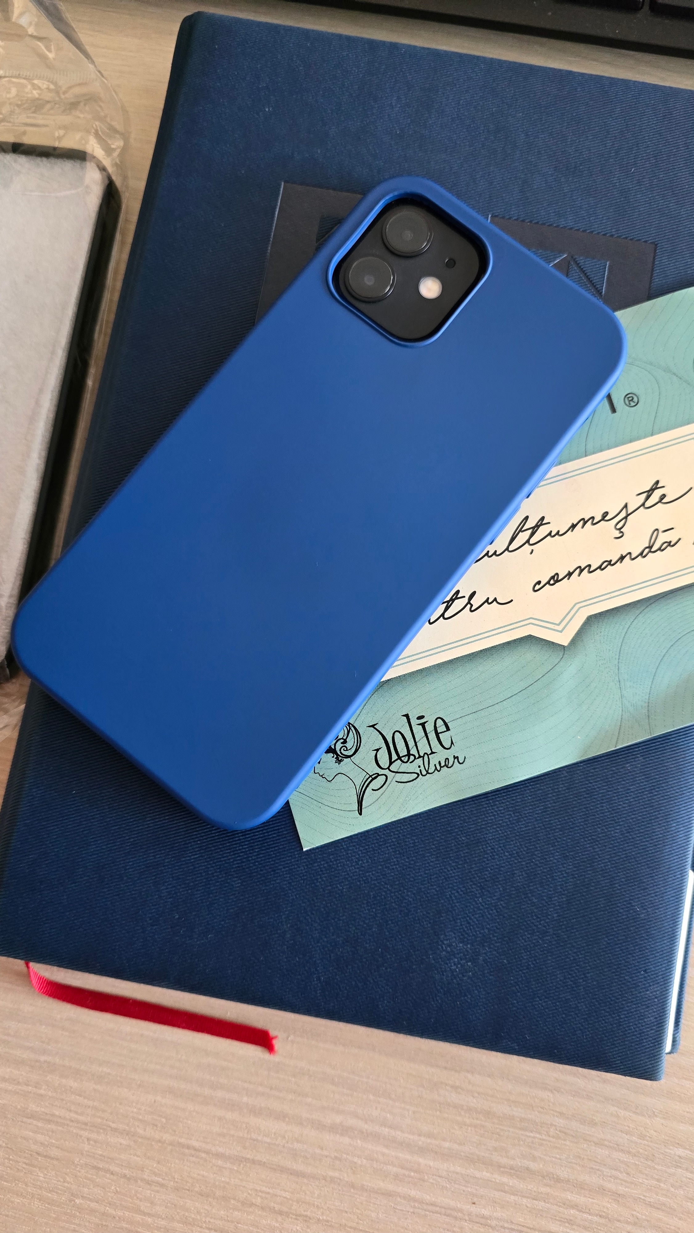 Husa protectie Flippy compatibila cu Apple iPhone 12 Liquid Silicone Case Albastru