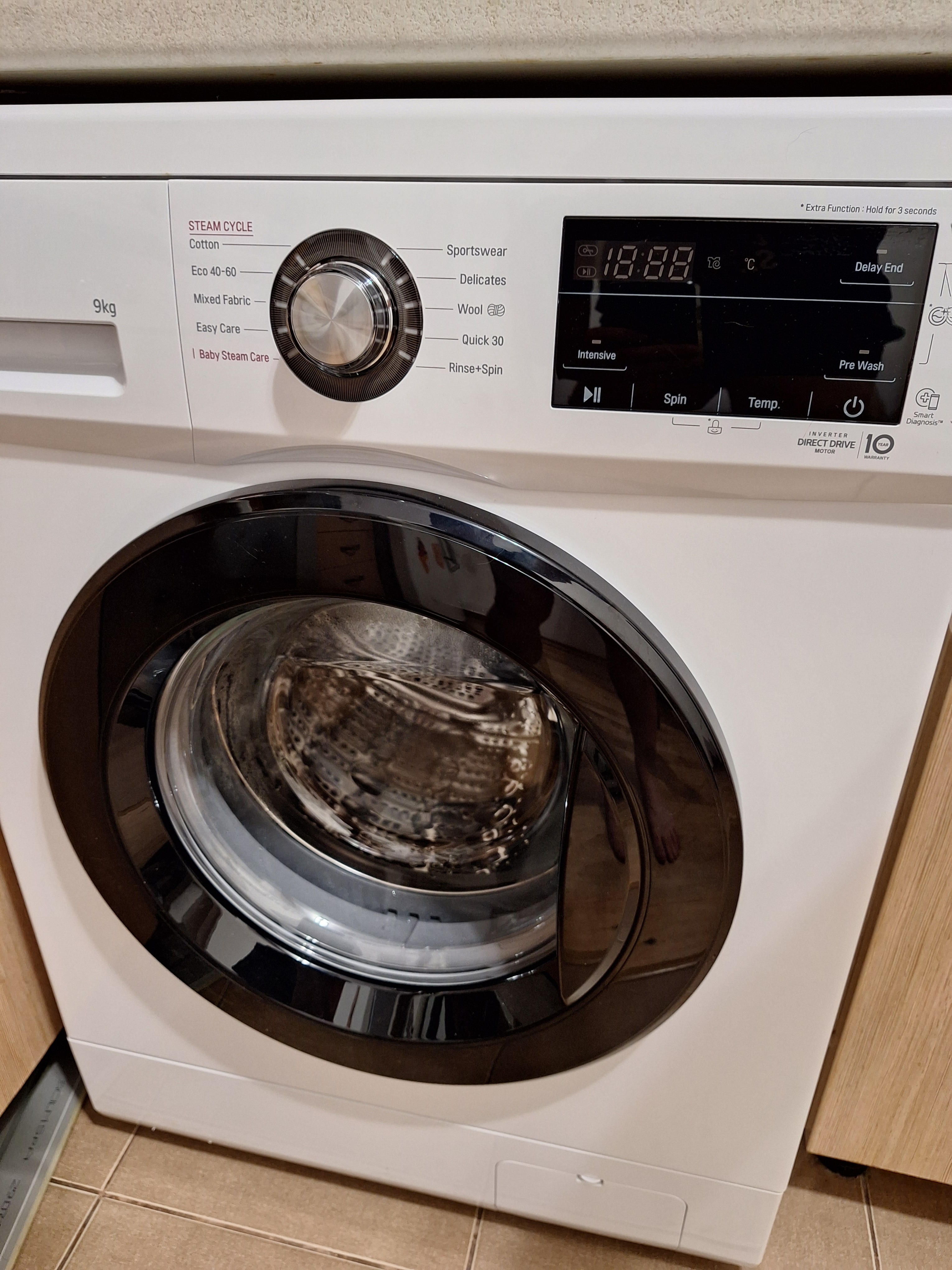 Masina de spalat rufe LG F4J3VS6WE, 9 kg, 1400 rpm, Clasa D, Inverter Direct Drive, Steam, Smart Diagnosis, Alb
